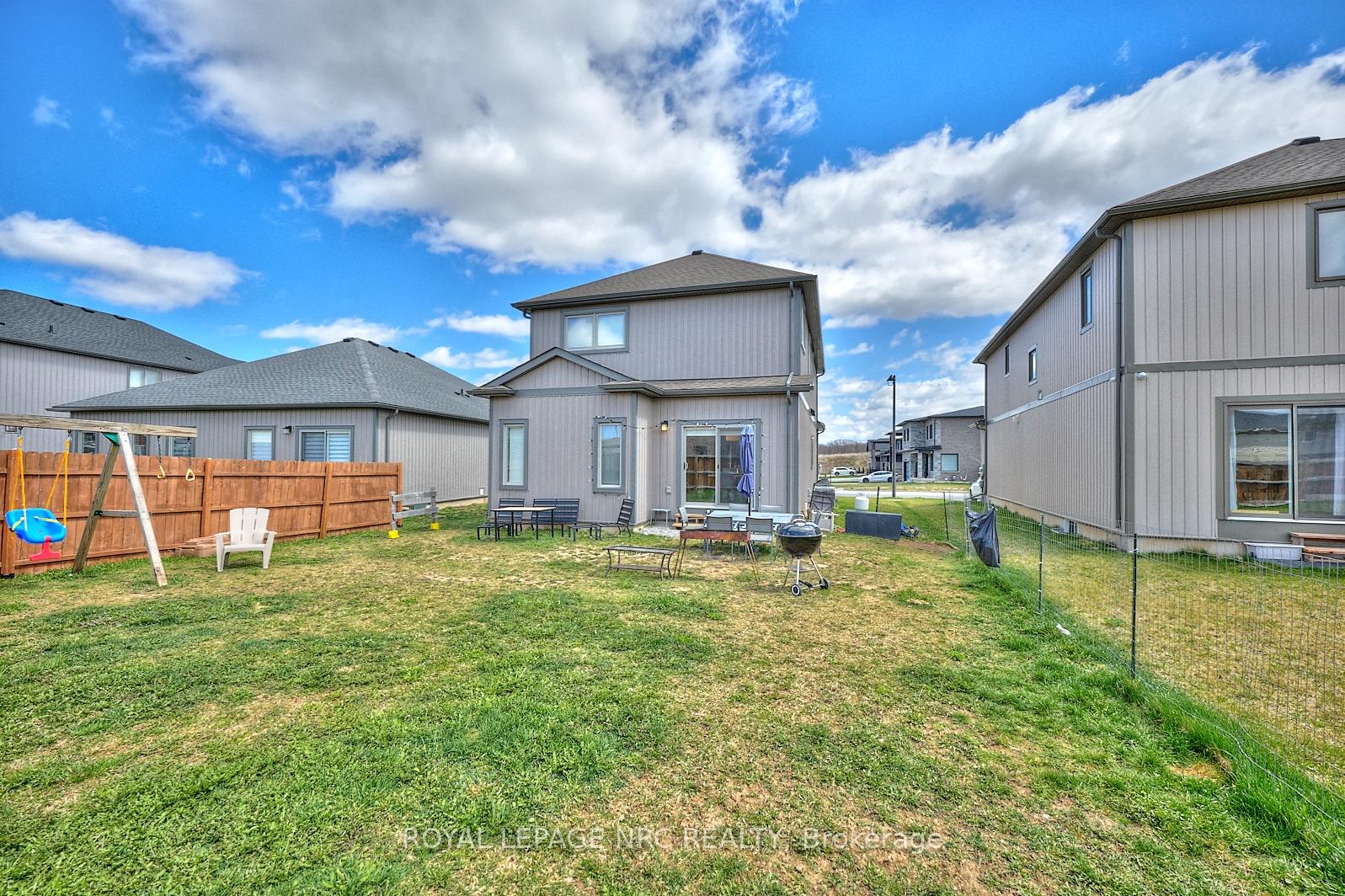 Photo 31 of 31 Barker Parkway, Thorold, Rolling Meadows — HOMEH