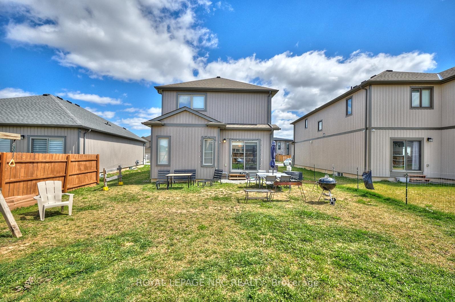 Photo 32 of 31 Barker Parkway, Thorold, Rolling Meadows — HOMEH