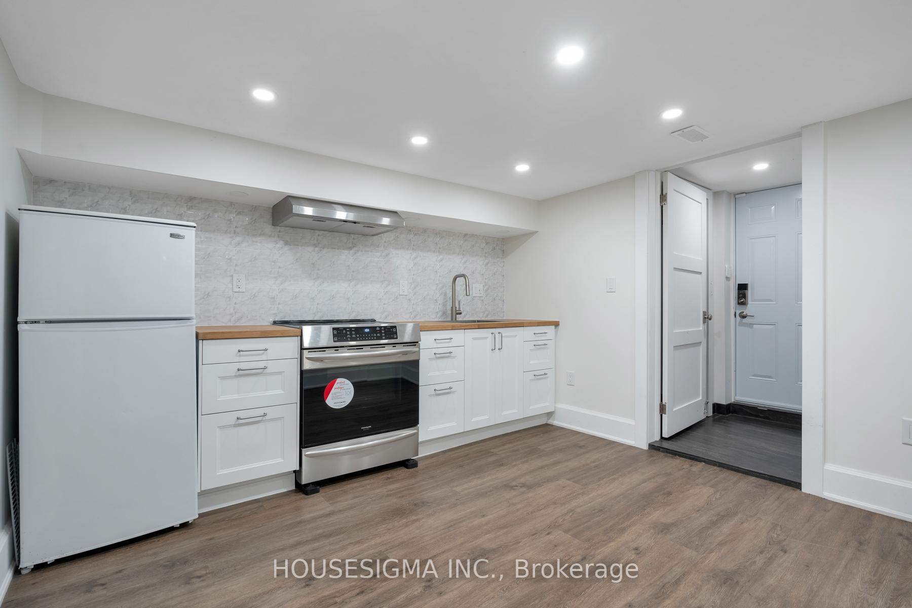Front of Unit Lower, 334 Riverdale Avenue