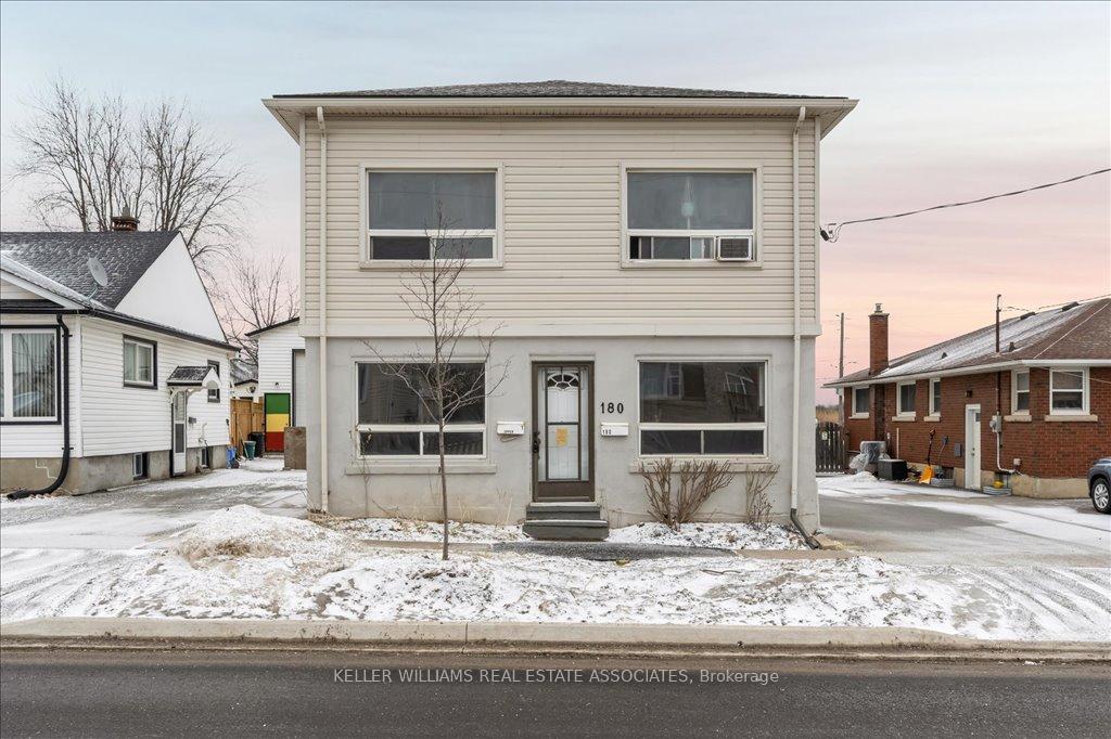 Front of 180 Pine Street S