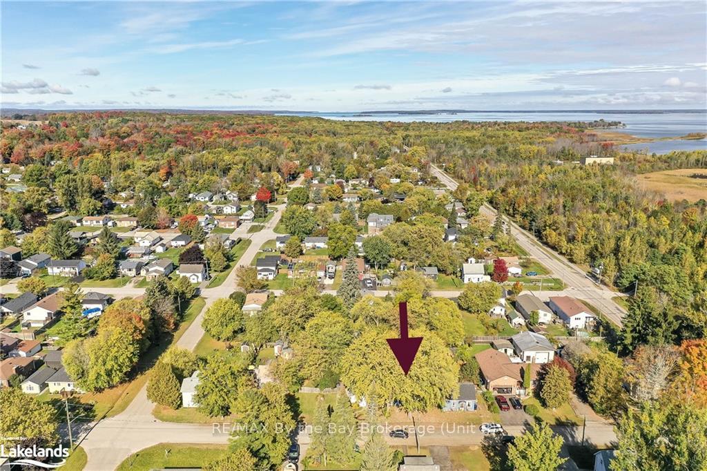 Photo 5 of 322 Armstrong Street, Tay, Port McNicoll — HOMEH