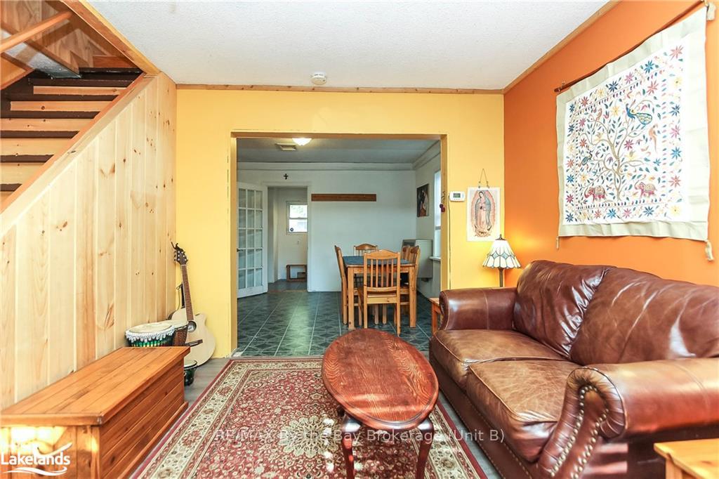 Photo 8 of 322 Armstrong Street, Tay, Port McNicoll — HOMEH
