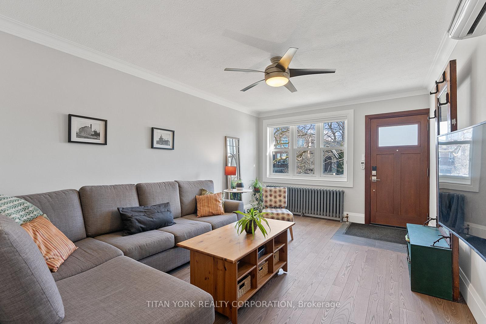 Photo 3 of 2 Bracebridge Avenue, Toronto, Woodbine-Lumsden — HOMEH