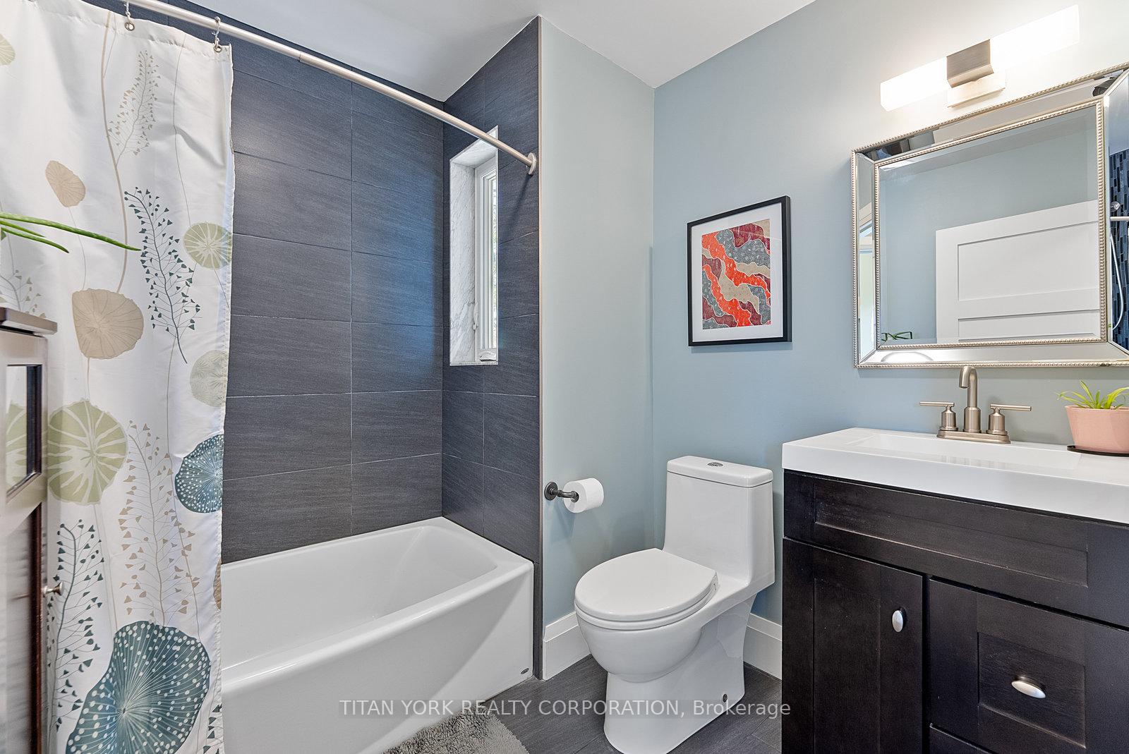 Photo 15 of 2 Bracebridge Avenue, Toronto, Woodbine-Lumsden — HOMEH