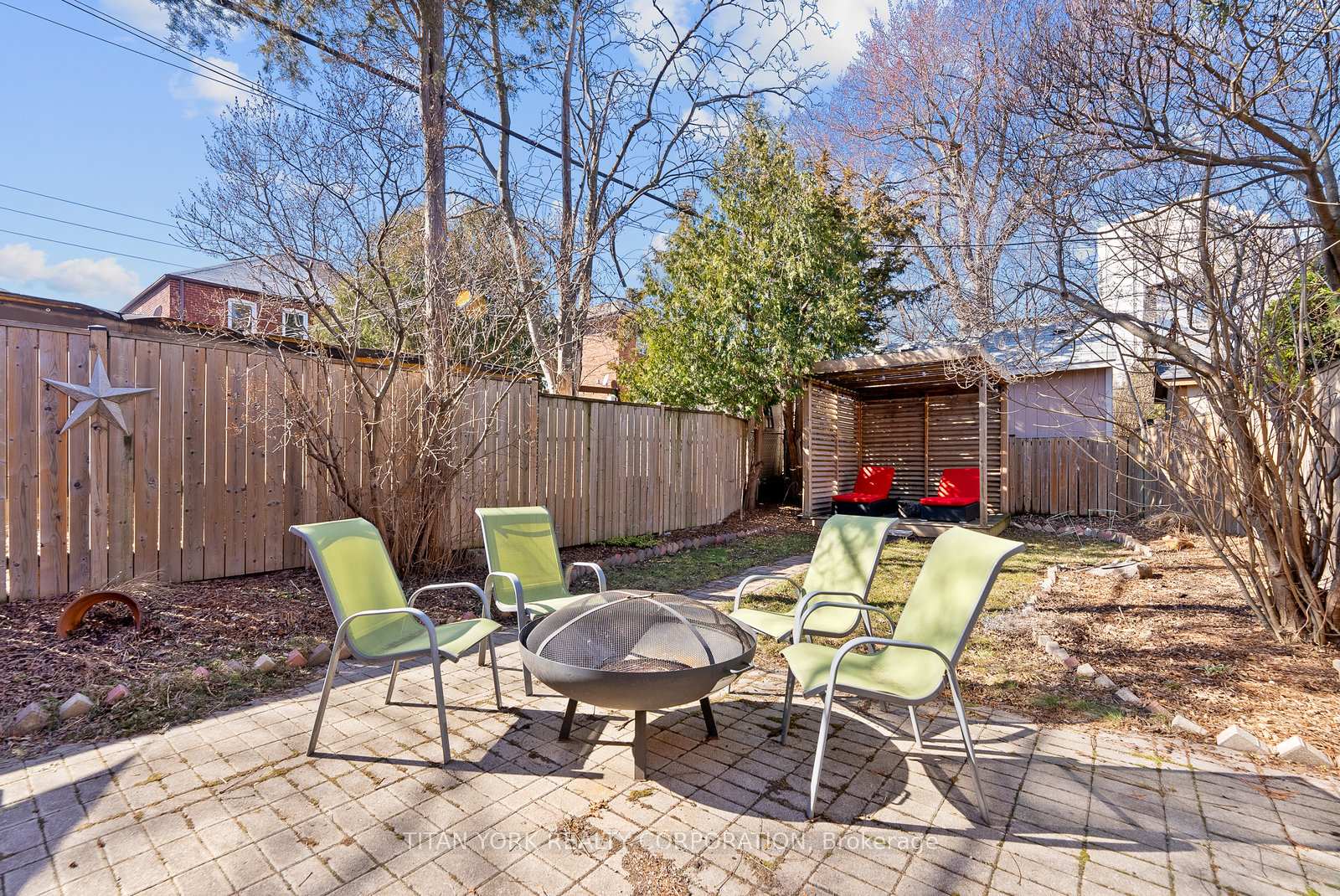 Photo 20 of 2 Bracebridge Avenue, Toronto, Woodbine-Lumsden — HOMEH