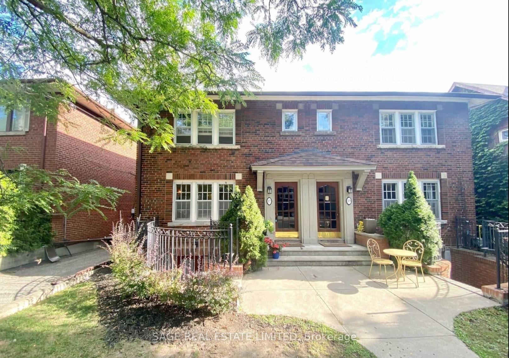 Front of Unit Lower, 17 Castle View Avenue
