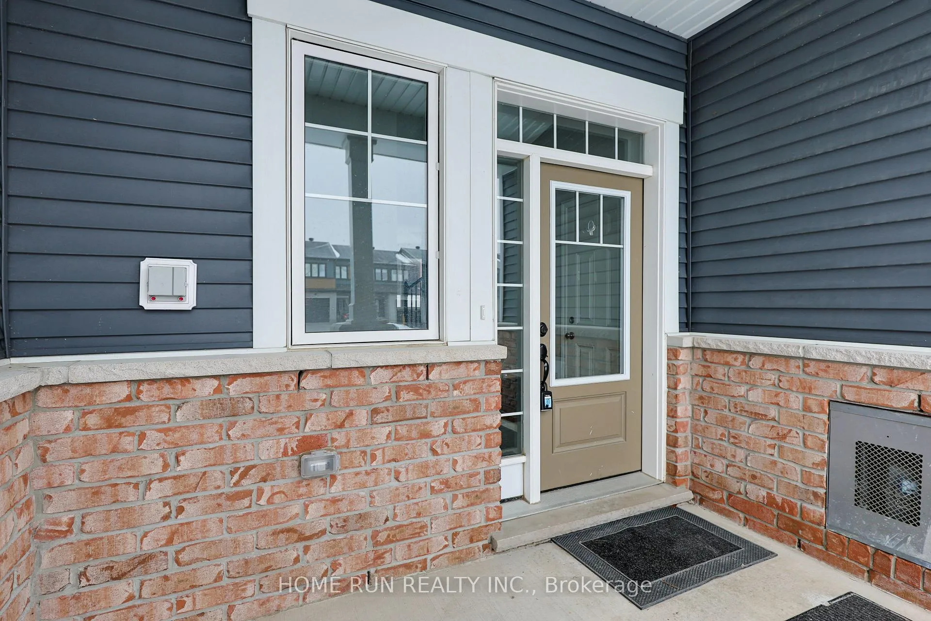 Photo 4 of 522 Cope Drive, Ottawa, Kanata - Emerald Meadows/Trailwest — HOMEH