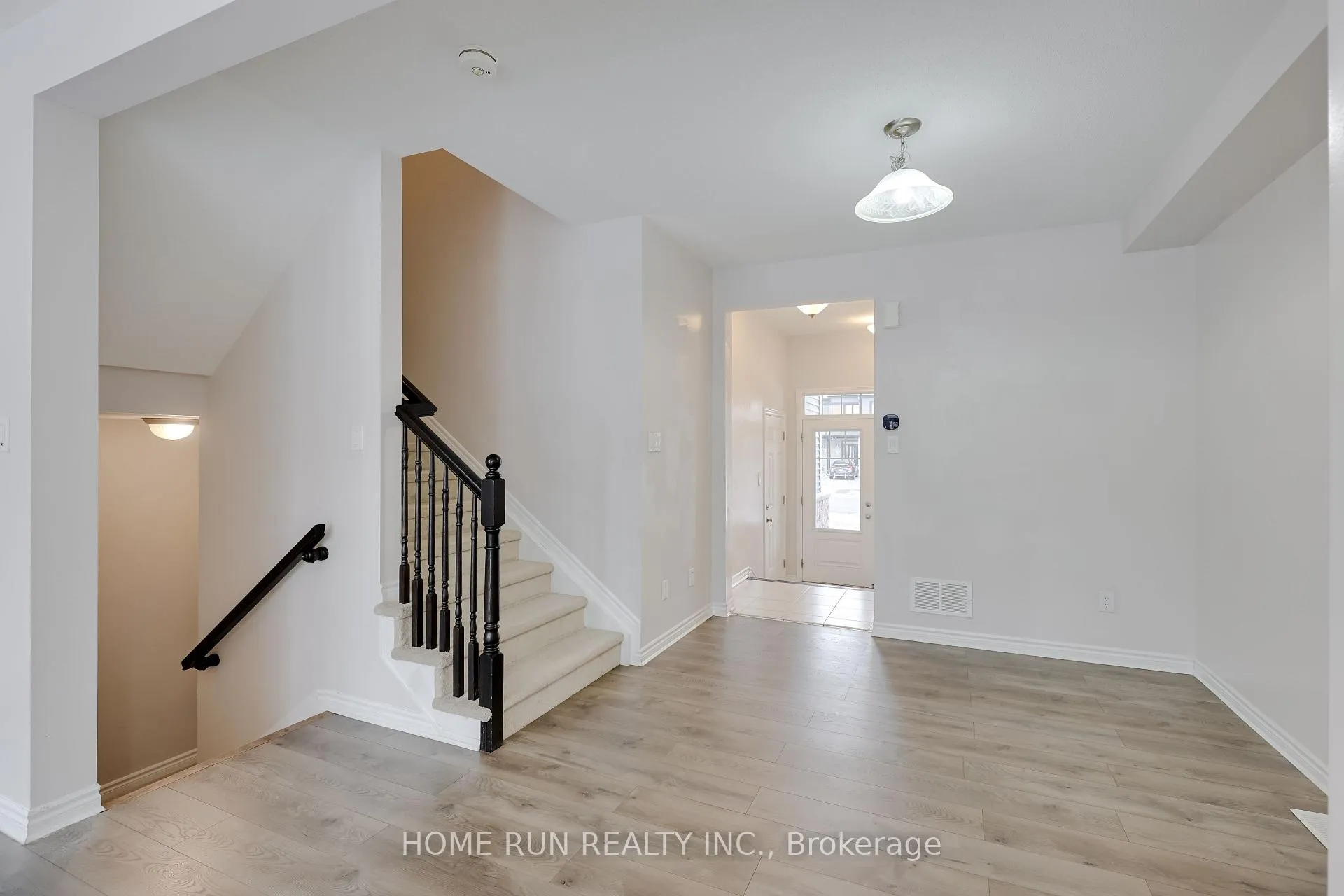 Photo 11 of 522 Cope Drive, Ottawa, Kanata - Emerald Meadows/Trailwest — HOMEH