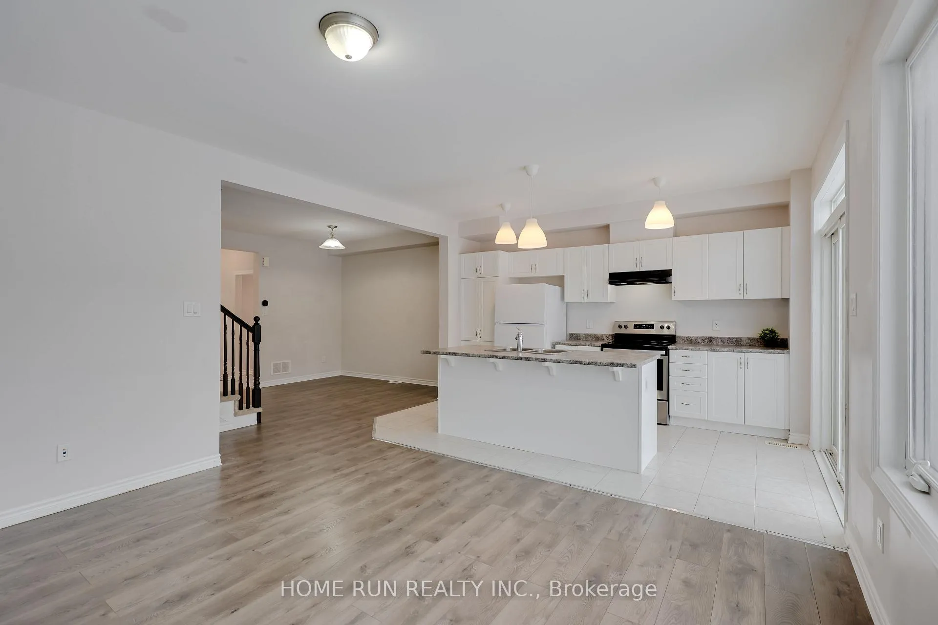 Photo 14 of 522 Cope Drive, Ottawa, Kanata - Emerald Meadows/Trailwest — HOMEH