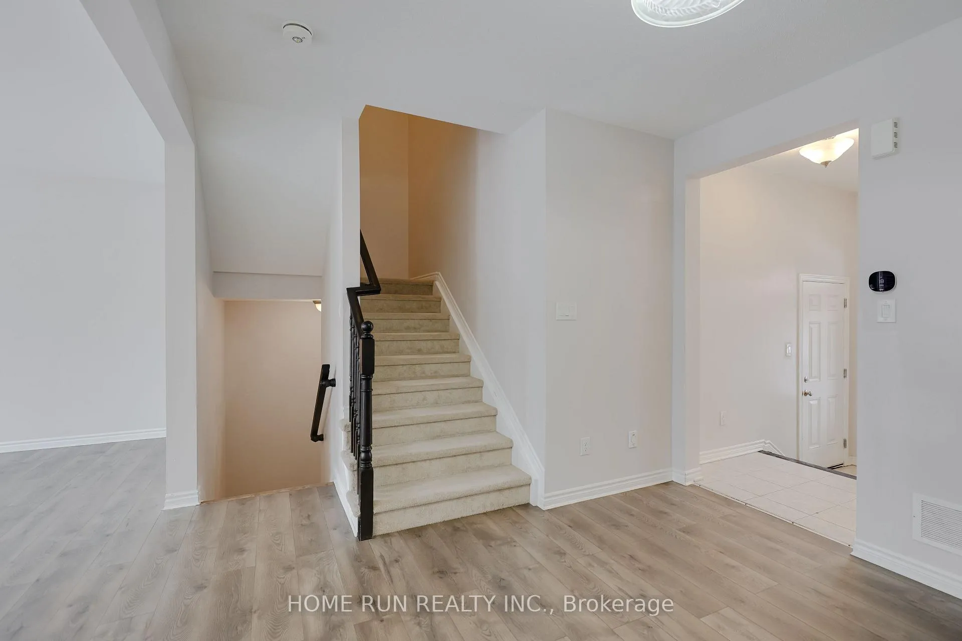 Photo 19 of 522 Cope Drive, Ottawa, Kanata - Emerald Meadows/Trailwest — HOMEH