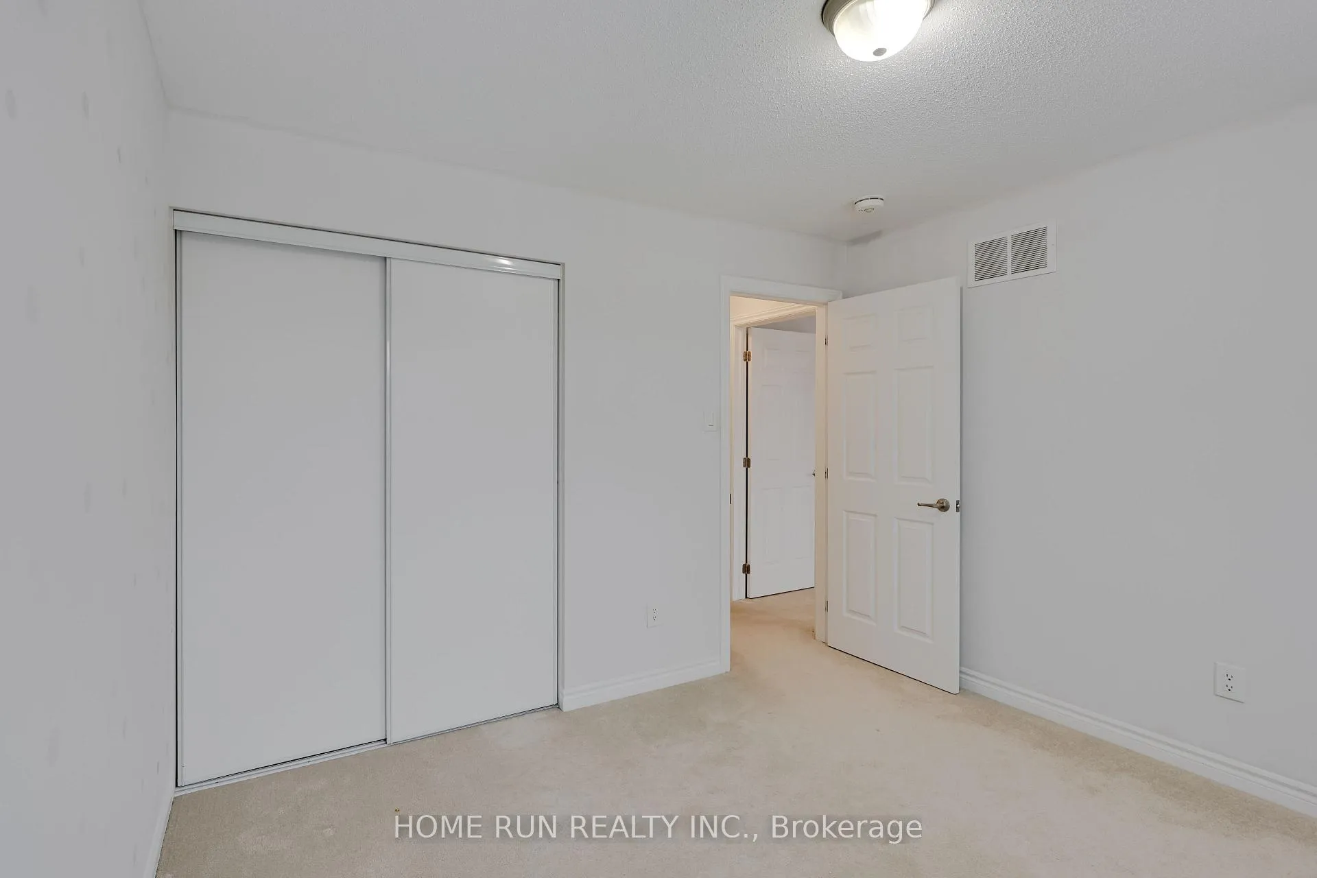 Photo 31 of 522 Cope Drive, Ottawa, Kanata - Emerald Meadows/Trailwest — HOMEH