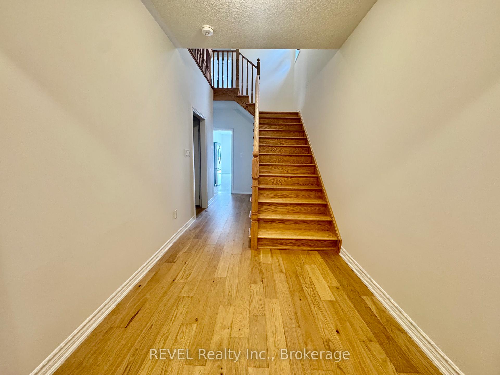 Photo 4 of 250 Palace Street, Thorold, Thorold Downtown — HOMEH