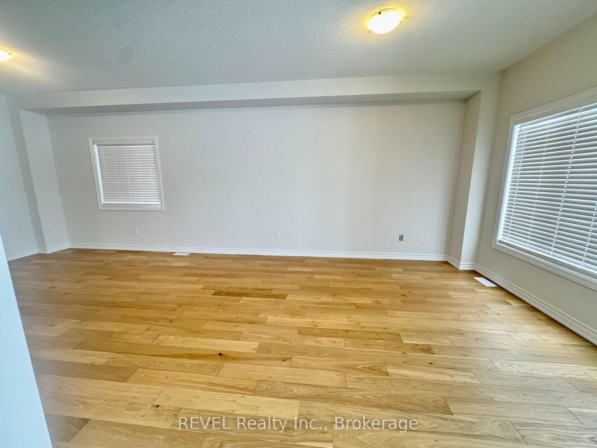 Photo 9 of 250 Palace Street, Thorold, Thorold Downtown — HOMEH