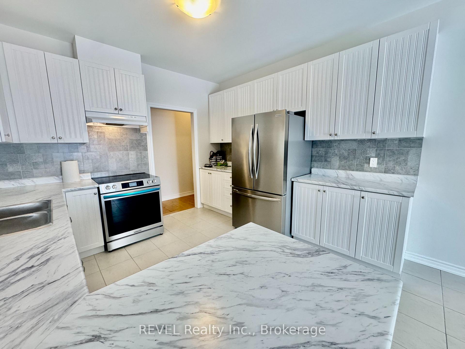 Photo 11 of 250 Palace Street, Thorold, Thorold Downtown — HOMEH