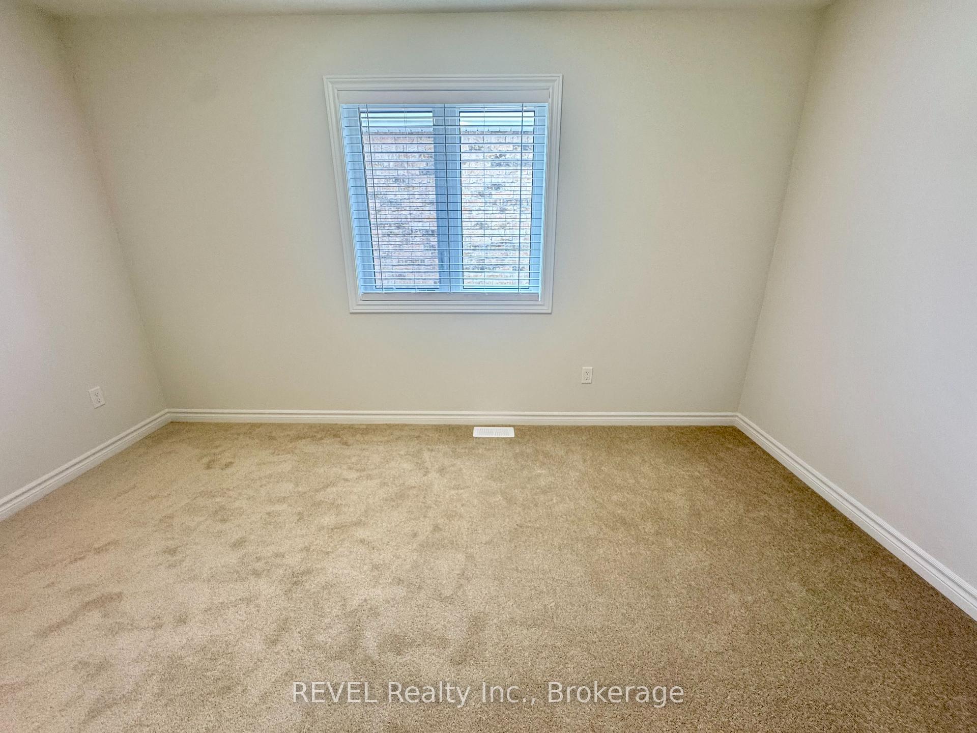 Photo 27 of 250 Palace Street, Thorold, Thorold Downtown — HOMEH