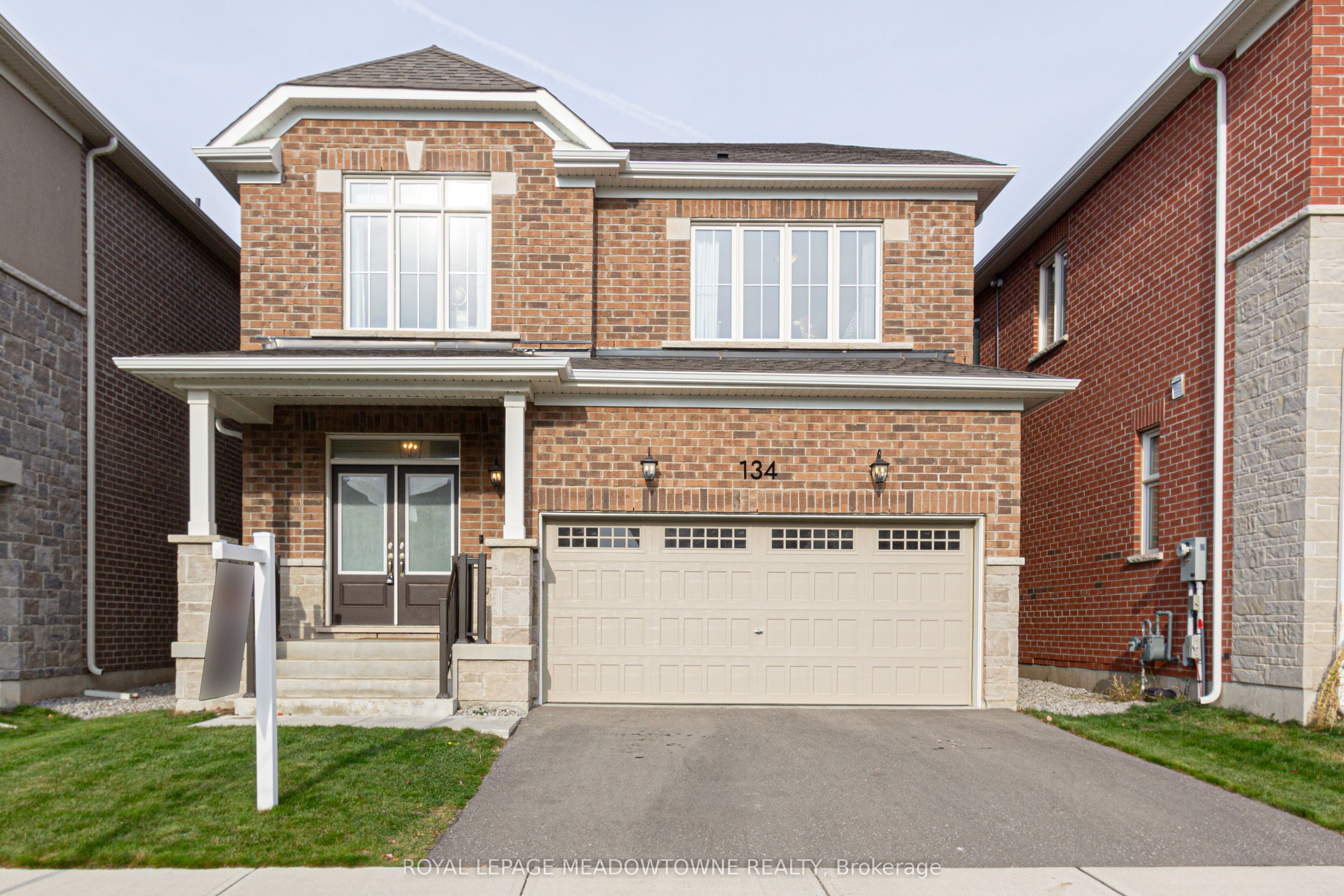 Photo 42 of 134 Yates Drive, Milton, Cobban — HOMEH