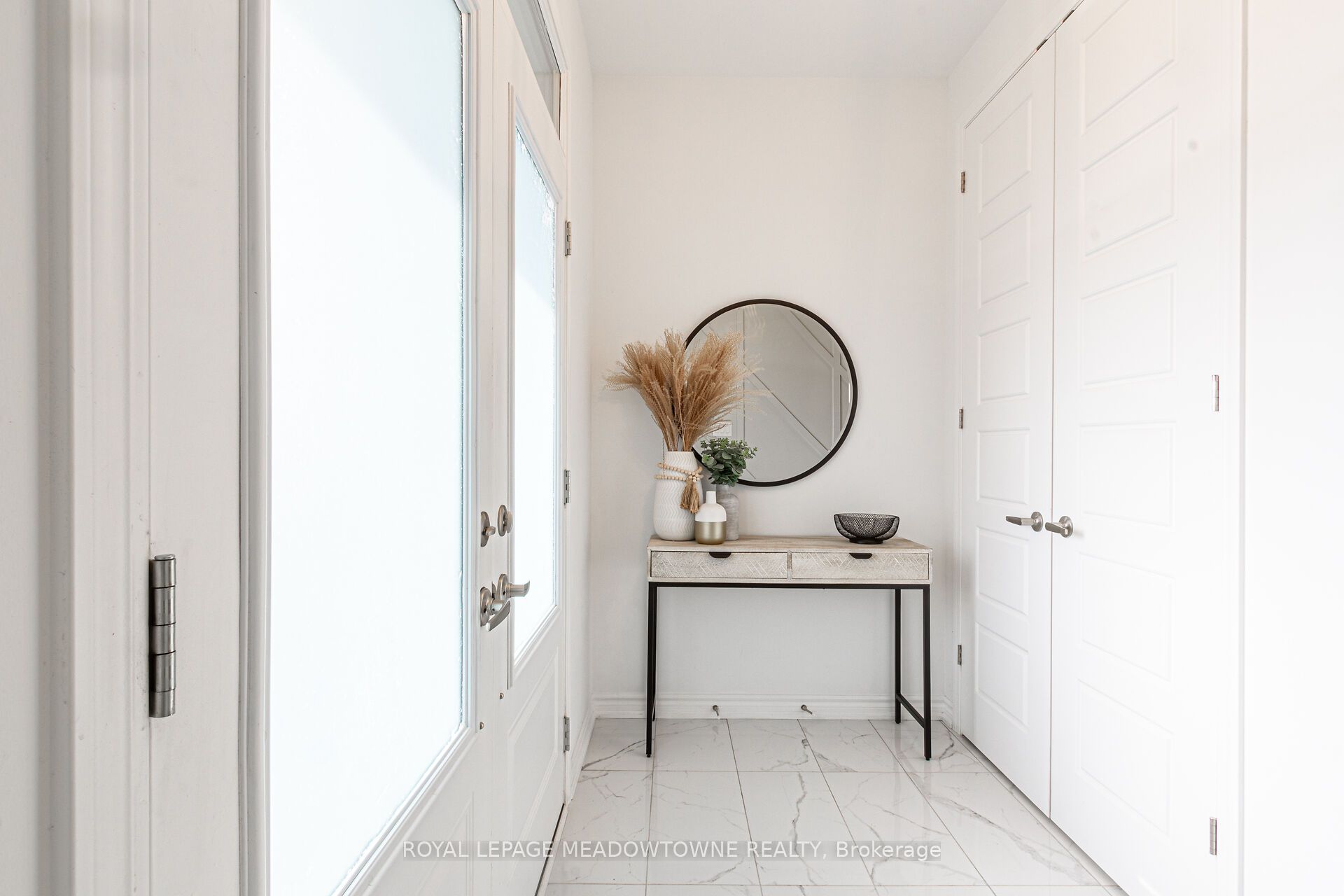 Photo 44 of 134 Yates Drive, Milton, Cobban — HOMEH