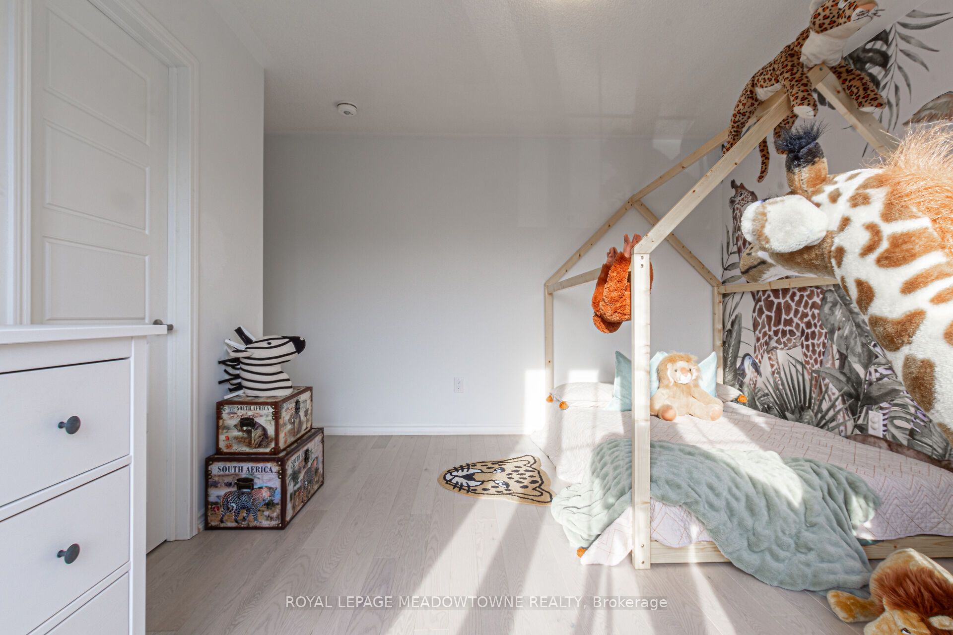 Photo 78 of 134 Yates Drive, Milton, Cobban — HOMEH