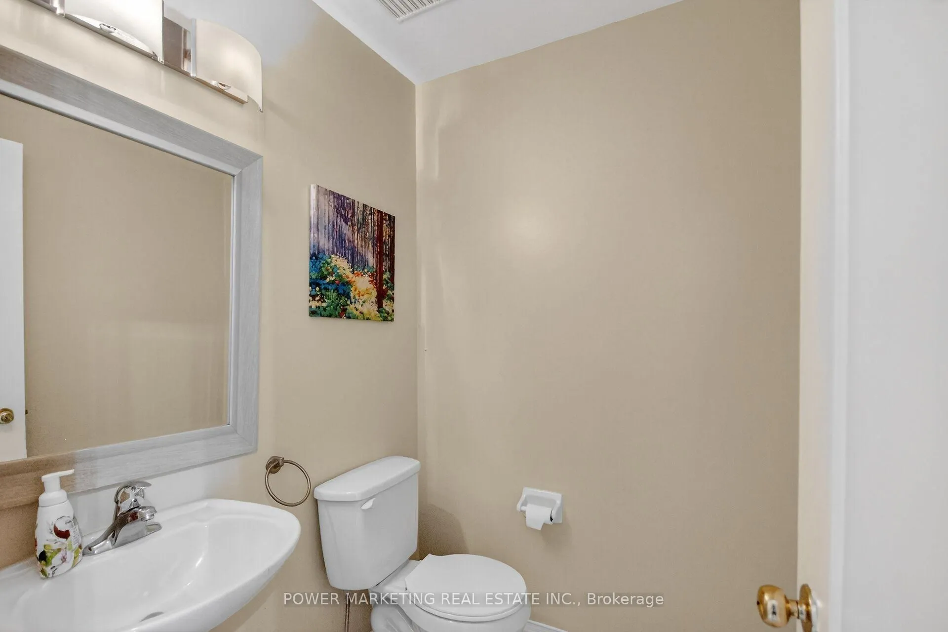 Photo 7 of 6410 Sablewood Place, Ottawa, Chapel Hill — HOMEH