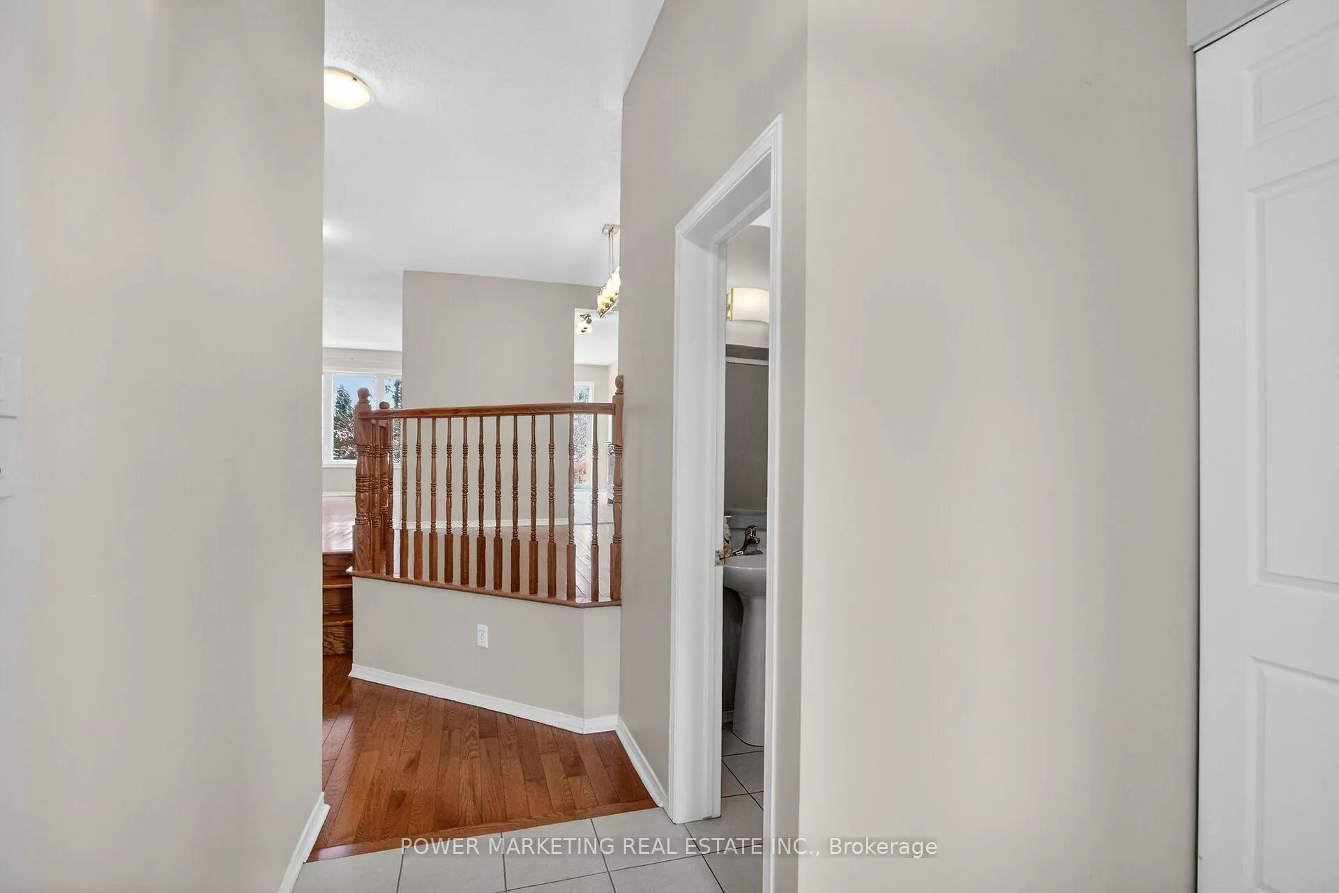 Photo 8 of 6410 Sablewood Place, Ottawa, Chapel Hill — HOMEH