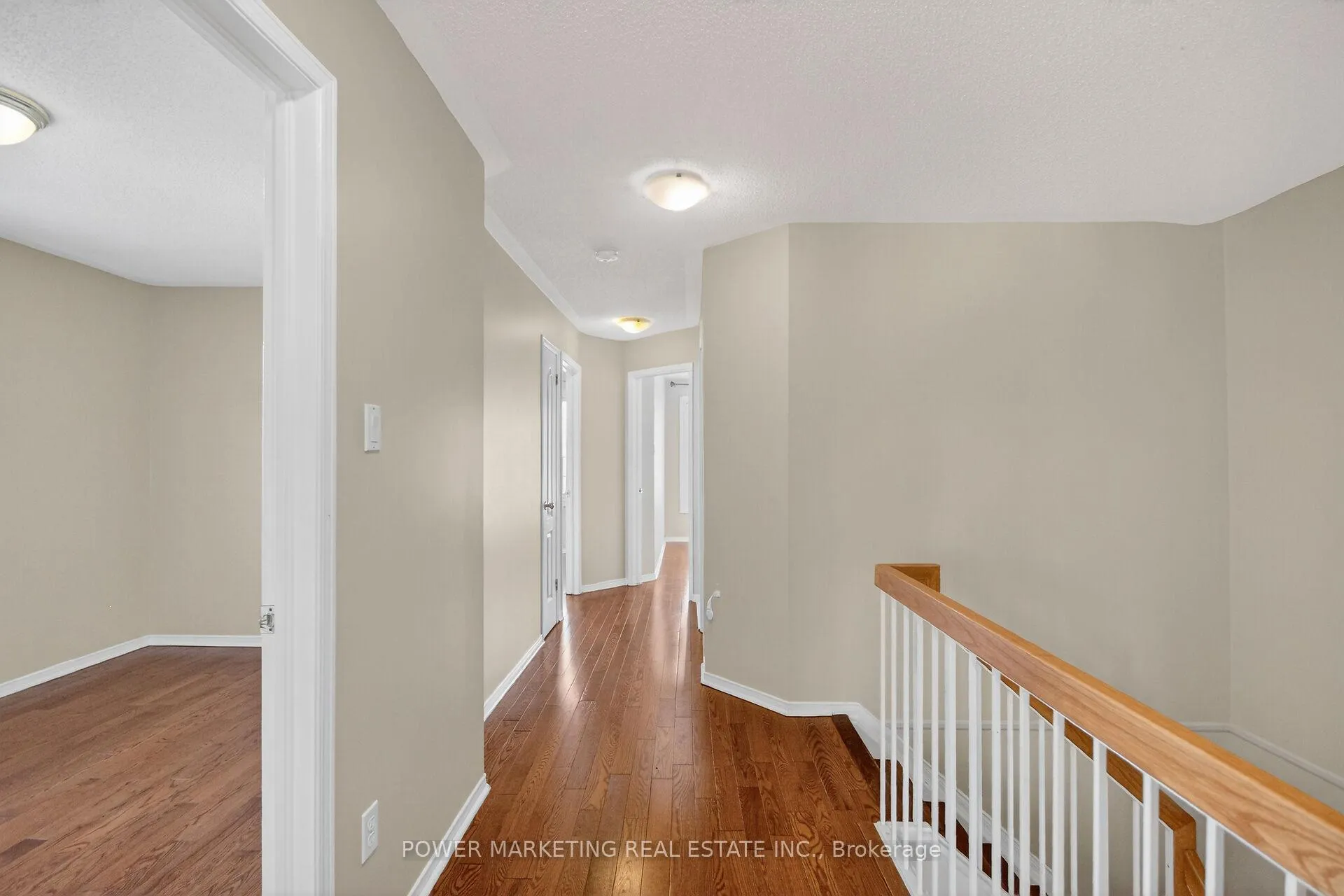 Photo 14 of 6410 Sablewood Place, Ottawa, Chapel Hill — HOMEH