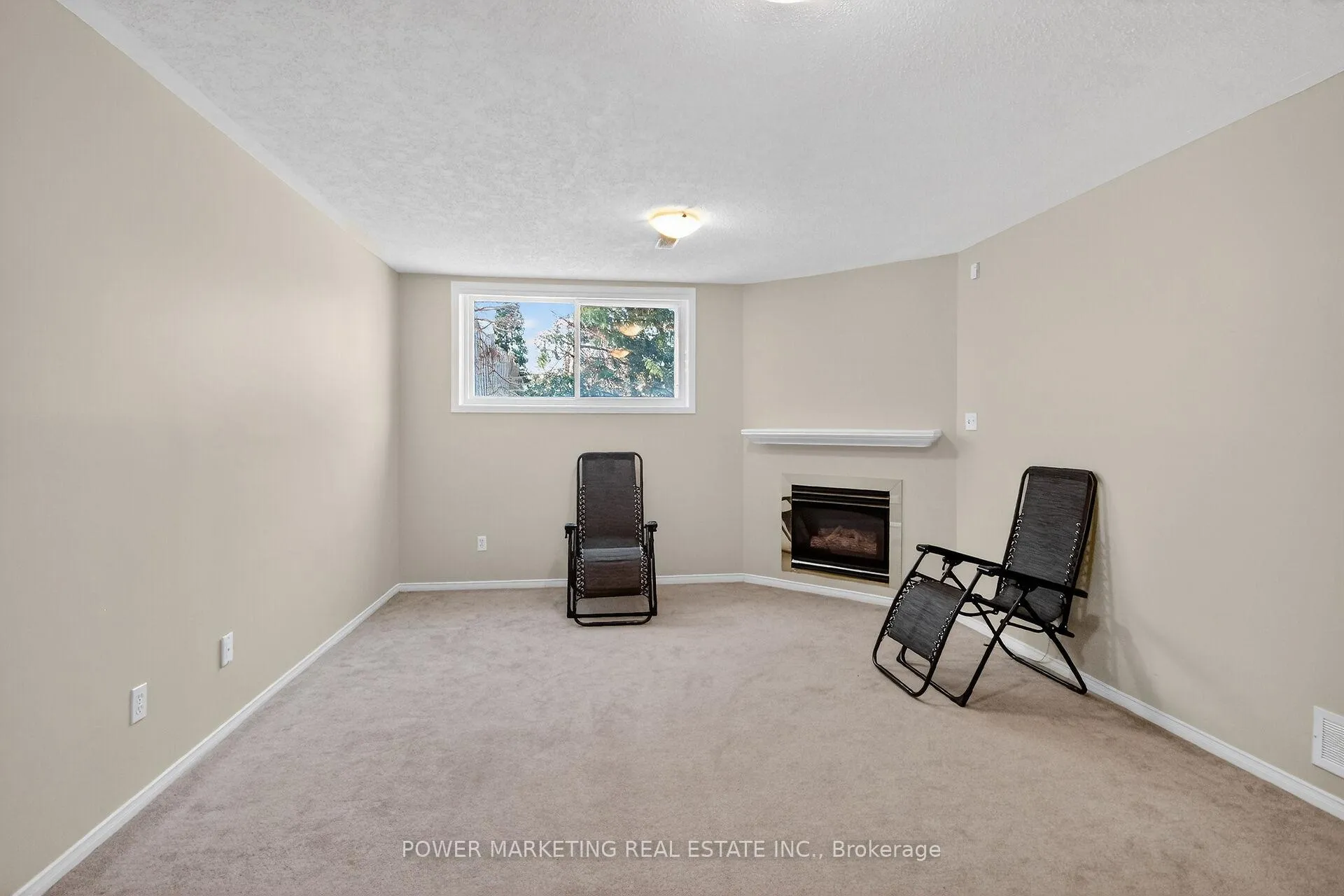 Photo 21 of 6410 Sablewood Place, Ottawa, Chapel Hill — HOMEH