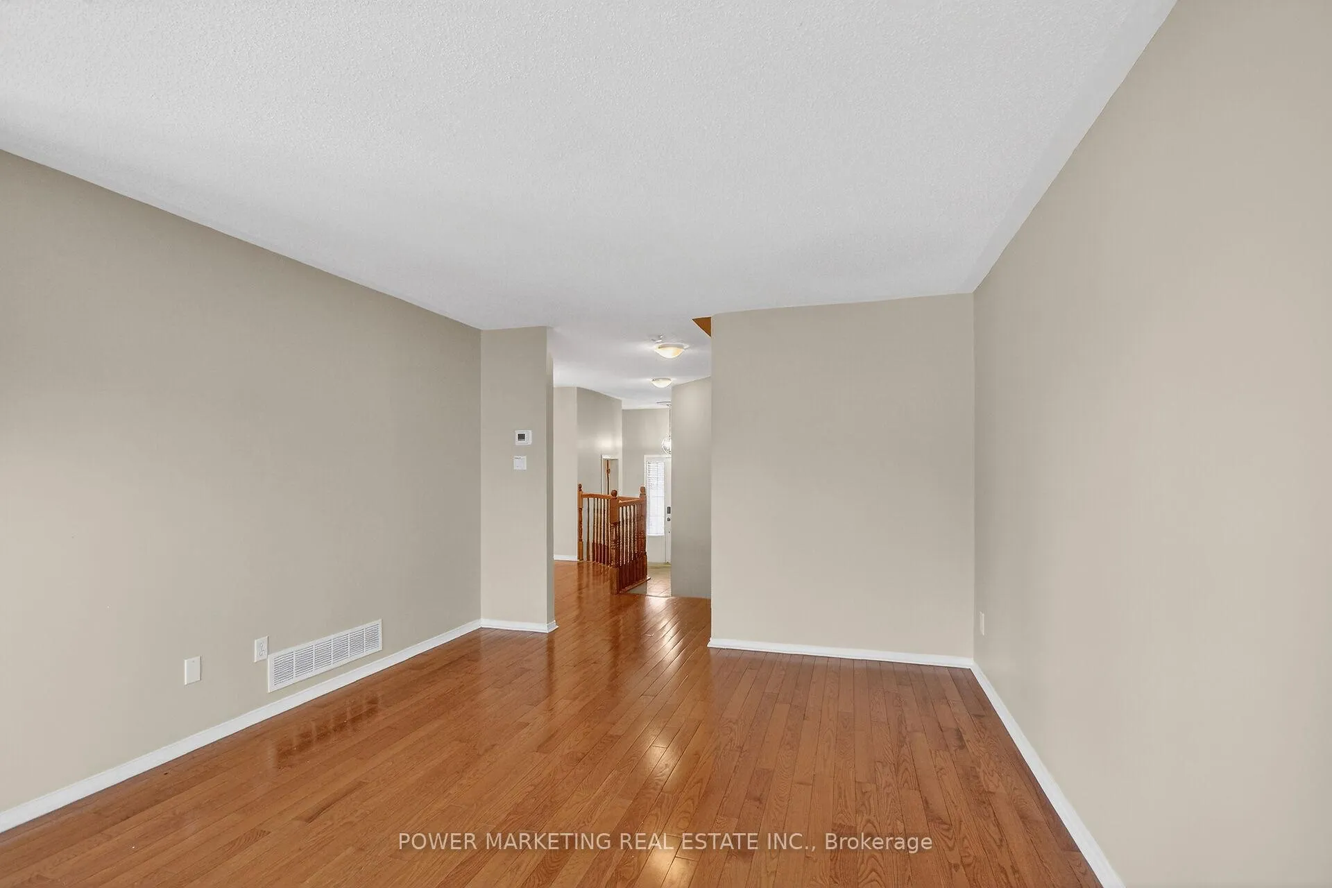 Photo 30 of 6410 Sablewood Place, Ottawa, Chapel Hill — HOMEH