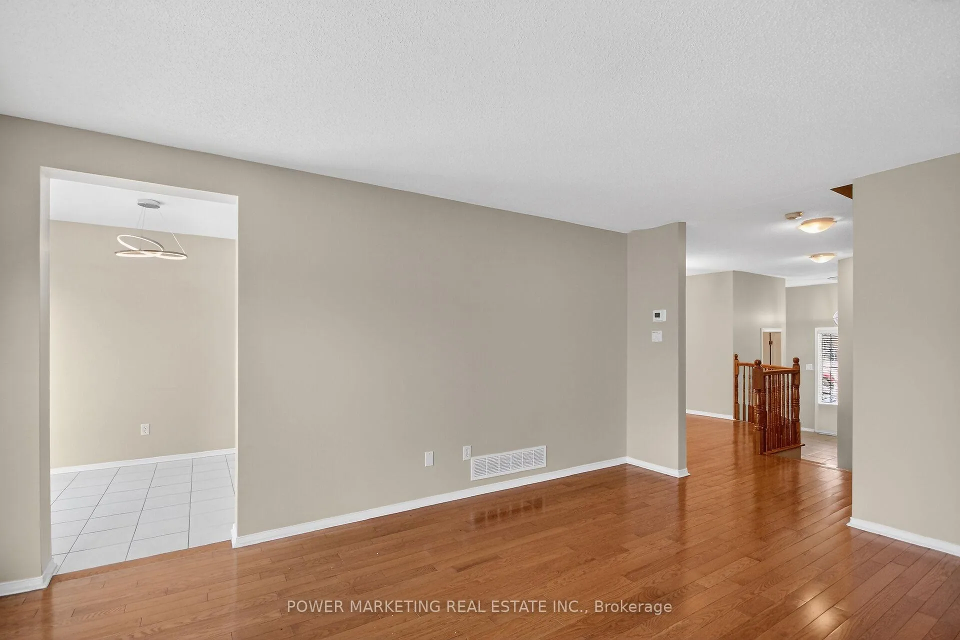 Photo 31 of 6410 Sablewood Place, Ottawa, Chapel Hill — HOMEH
