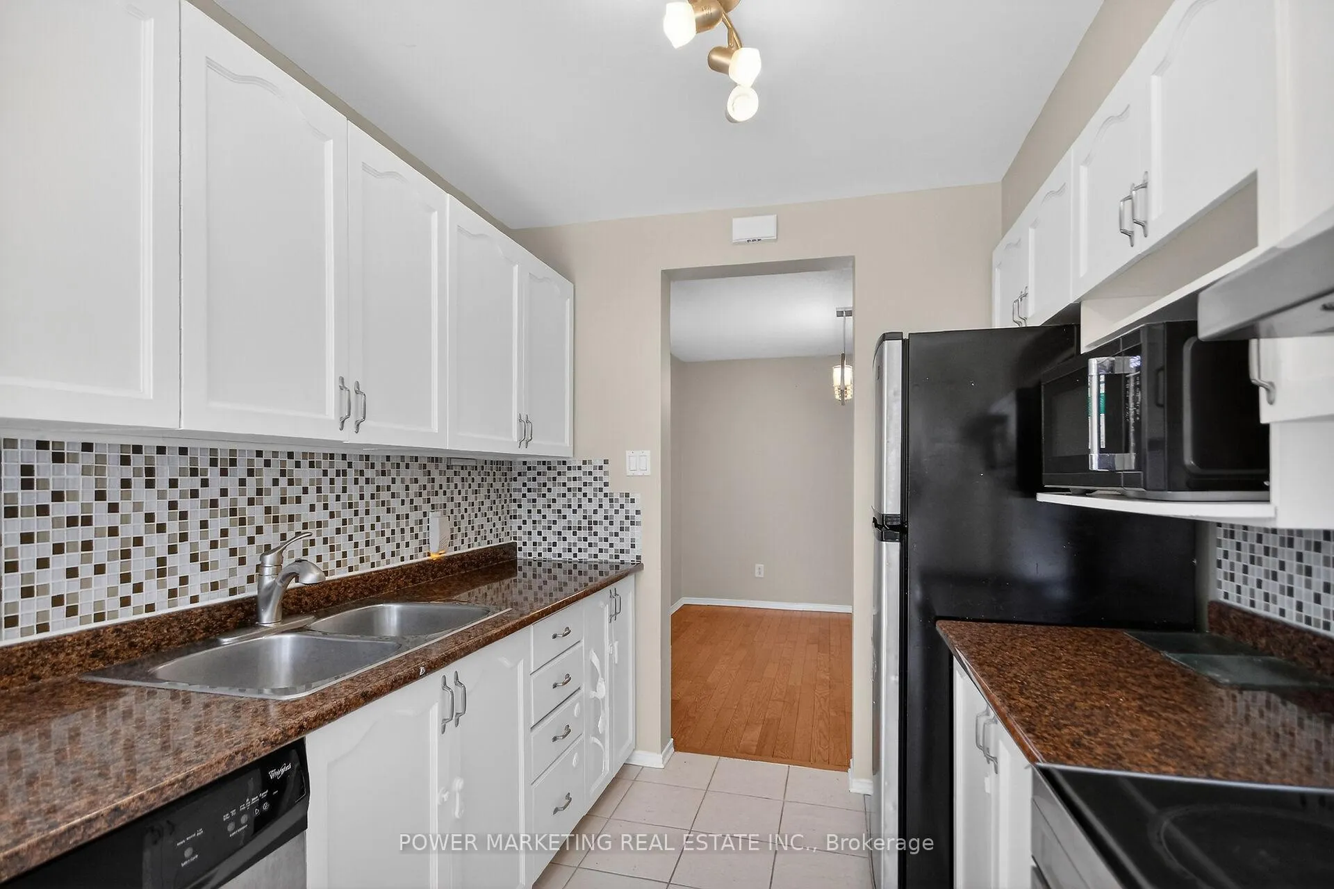Photo 37 of 6410 Sablewood Place, Ottawa, Chapel Hill — HOMEH