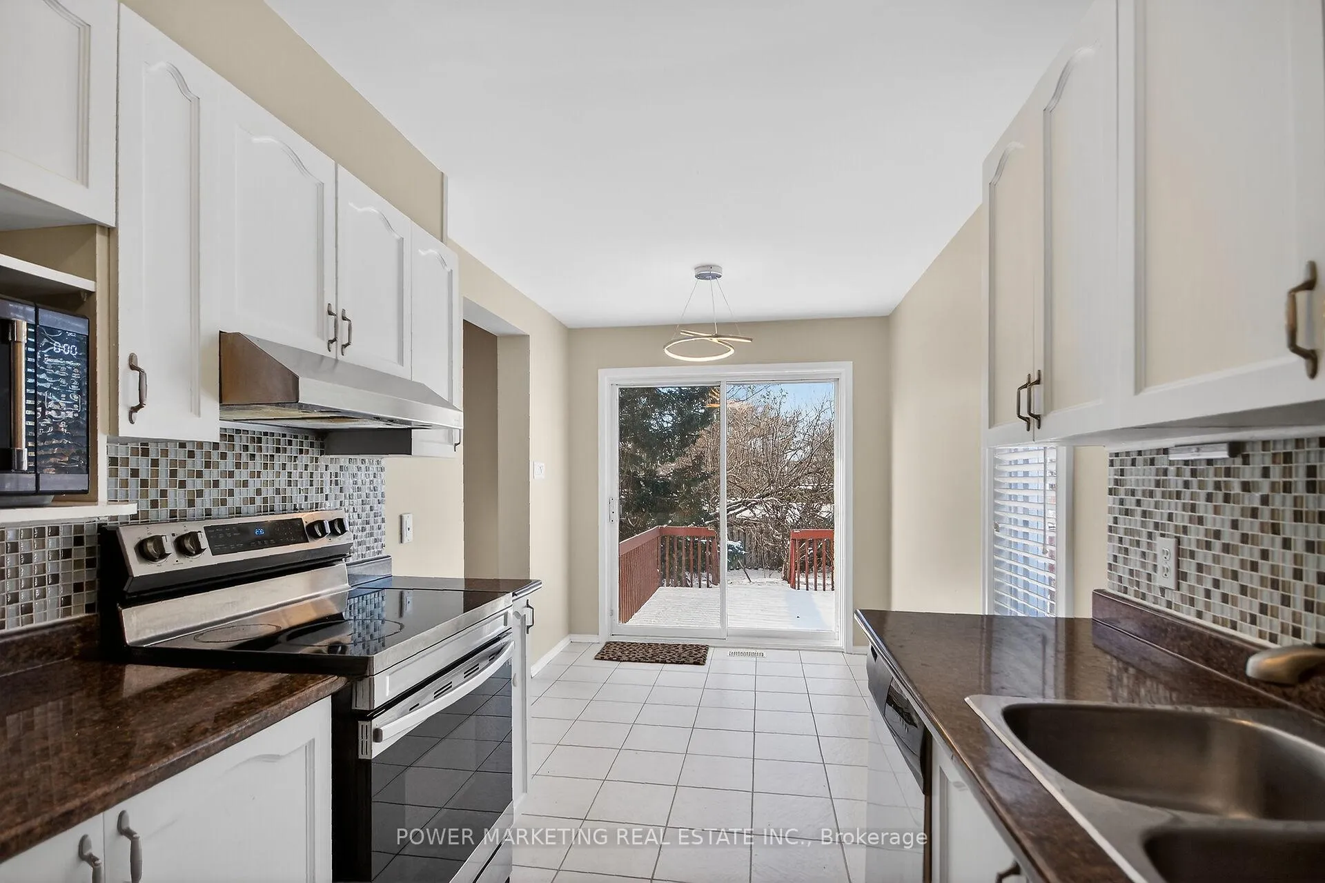 Photo 39 of 6410 Sablewood Place, Ottawa, Chapel Hill — HOMEH