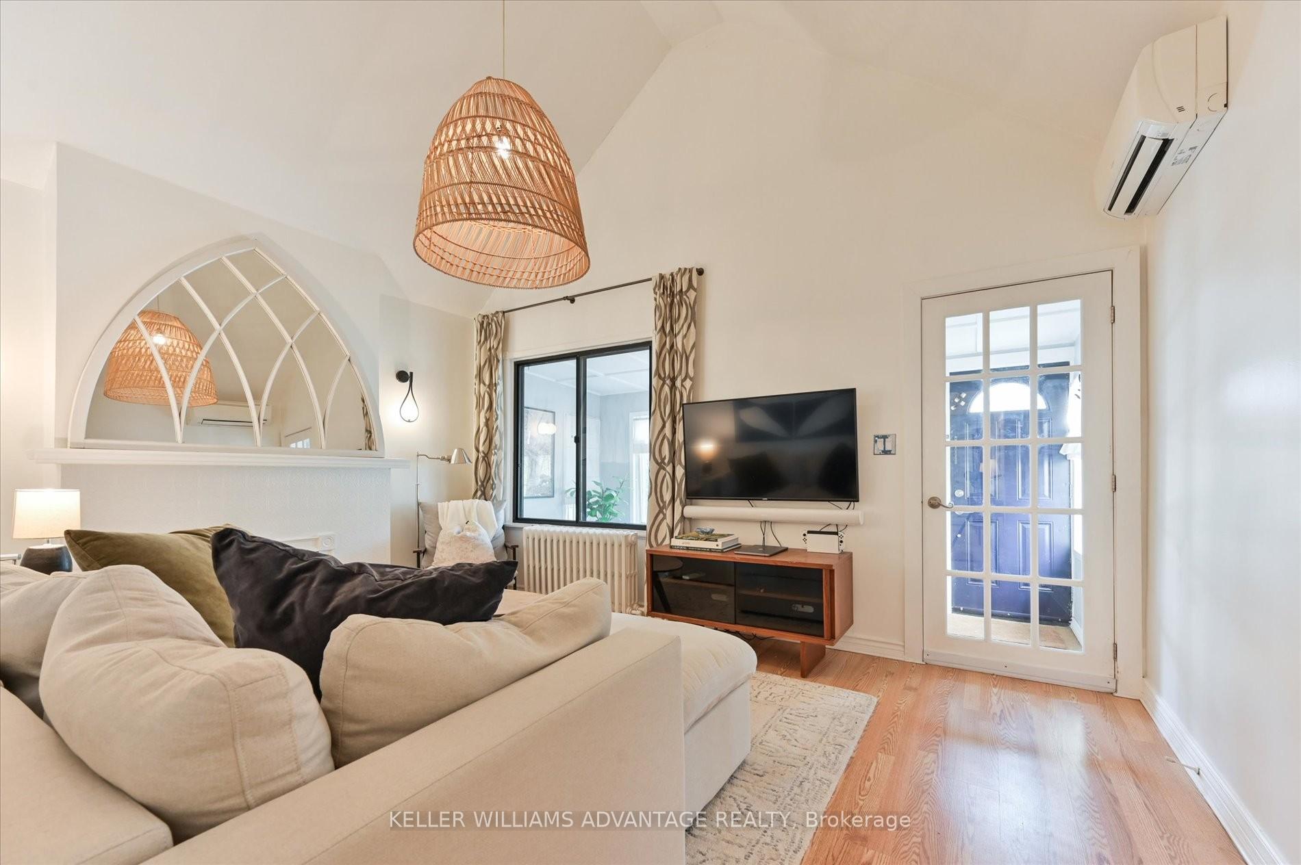 Photo 4 of 225 Coleridge Avenue, Toronto, Woodbine-Lumsden — HOMEH