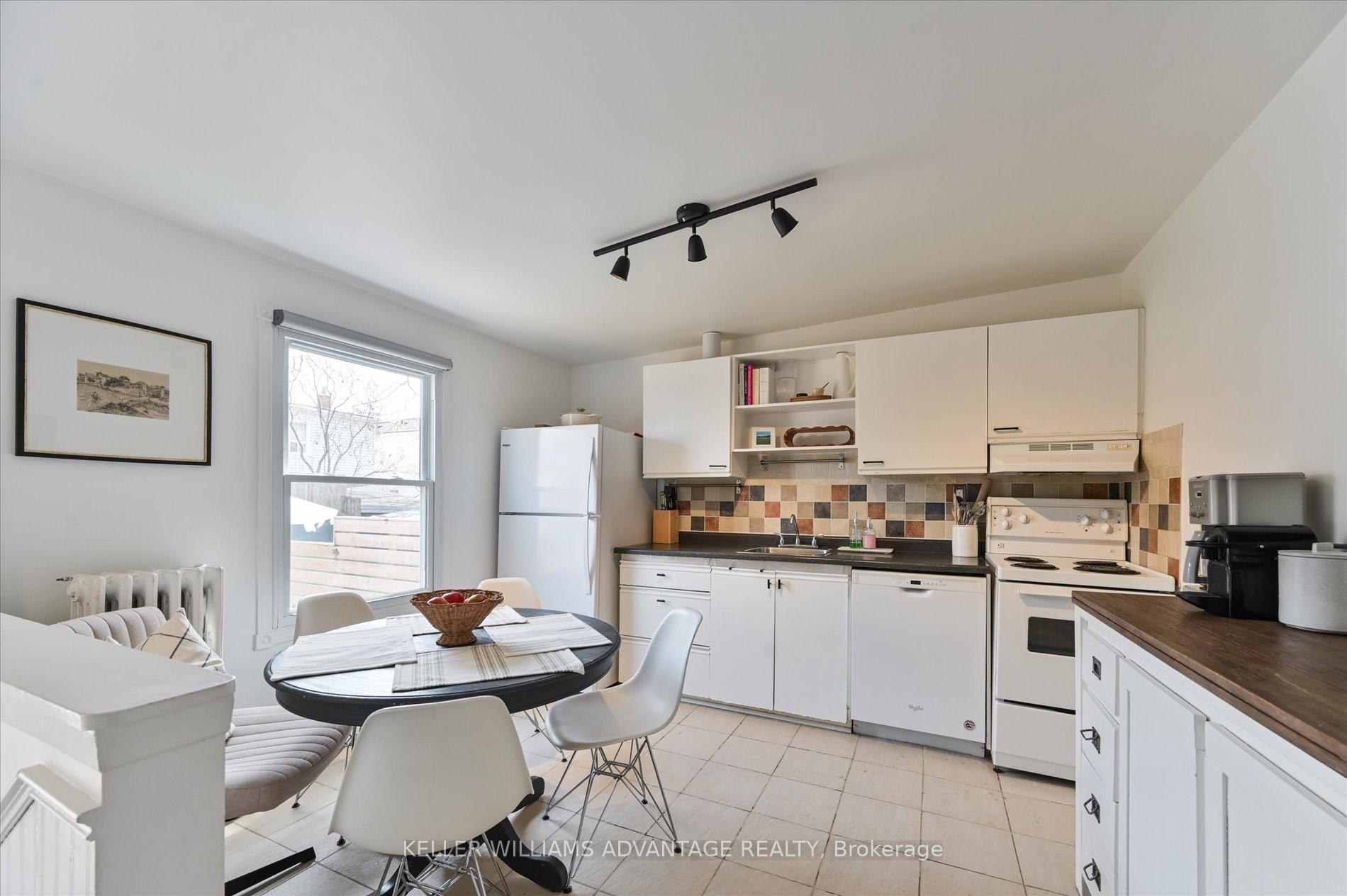 Photo 5 of 225 Coleridge Avenue, Toronto, Woodbine-Lumsden — HOMEH