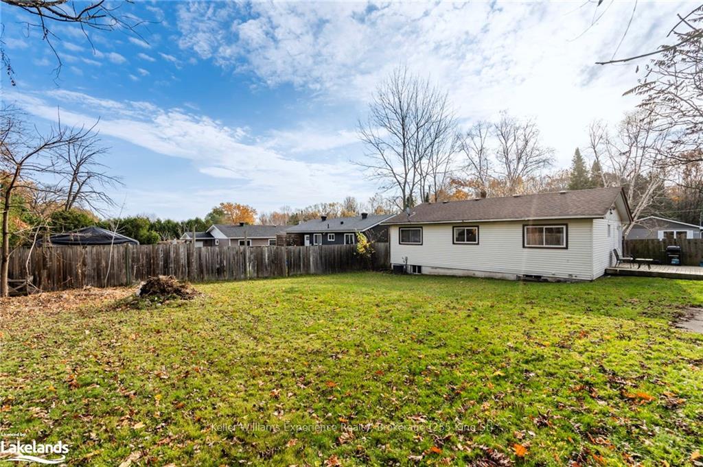 Photo 15 of 550 Camilla Street, Tay, Port McNicoll — HOMEH