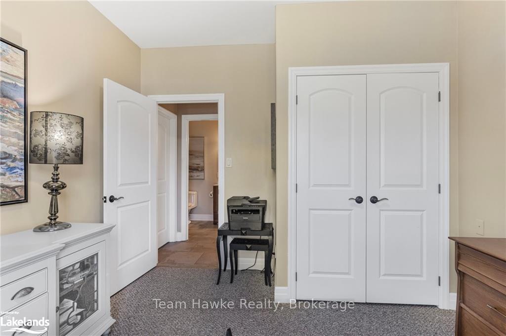 Photo 23 of 90 Windermere Circle, Tay, Rural Tay — HOMEH