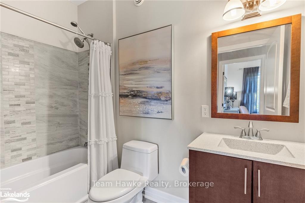 Photo 24 of 90 Windermere Circle, Tay, Rural Tay — HOMEH