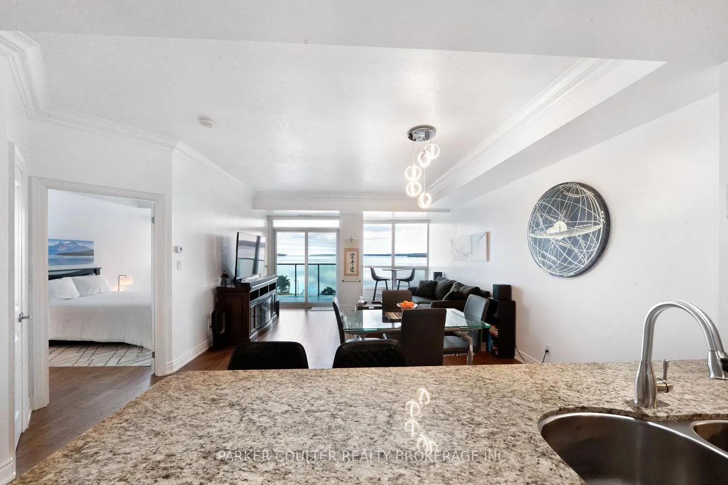 Photo 11 of Unit 707, 37 Ellen Street, Barrie, City Centre — HOMEH