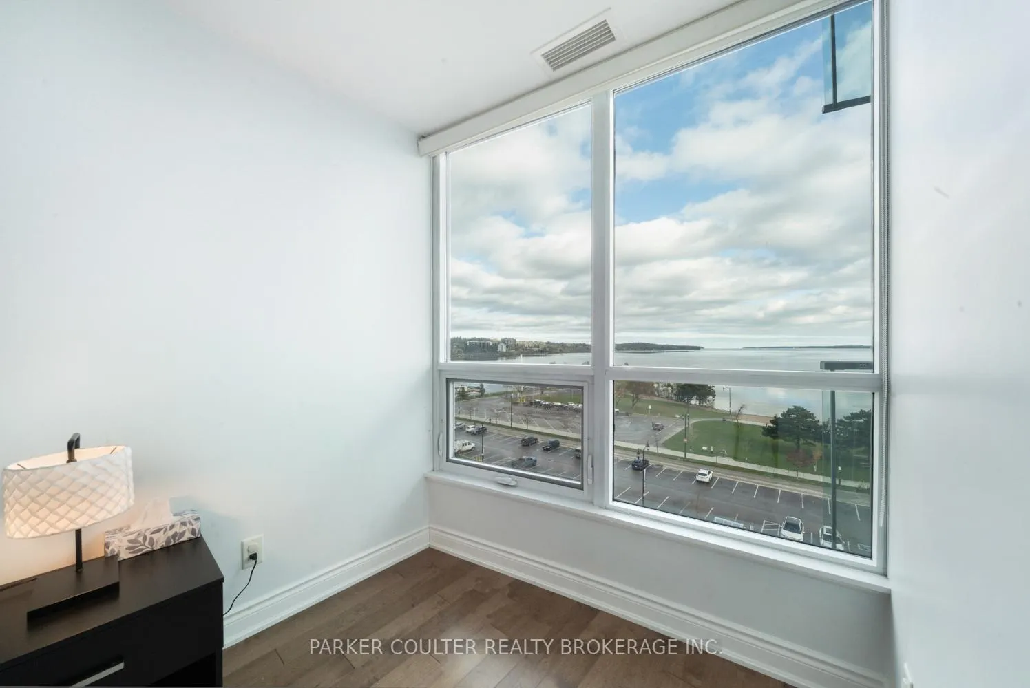 Photo 22 of Unit 707, 37 Ellen Street, Barrie, City Centre — HOMEH