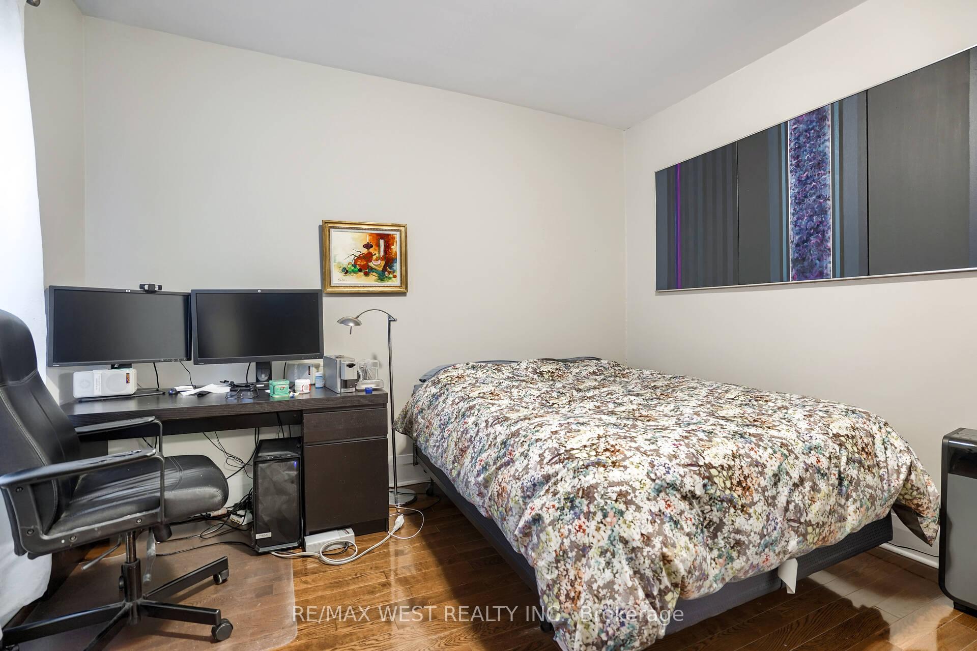 Photo 22 of Unit Main, 4 Oriole Gardens, Toronto, Yonge-St. Clair — HOMEH