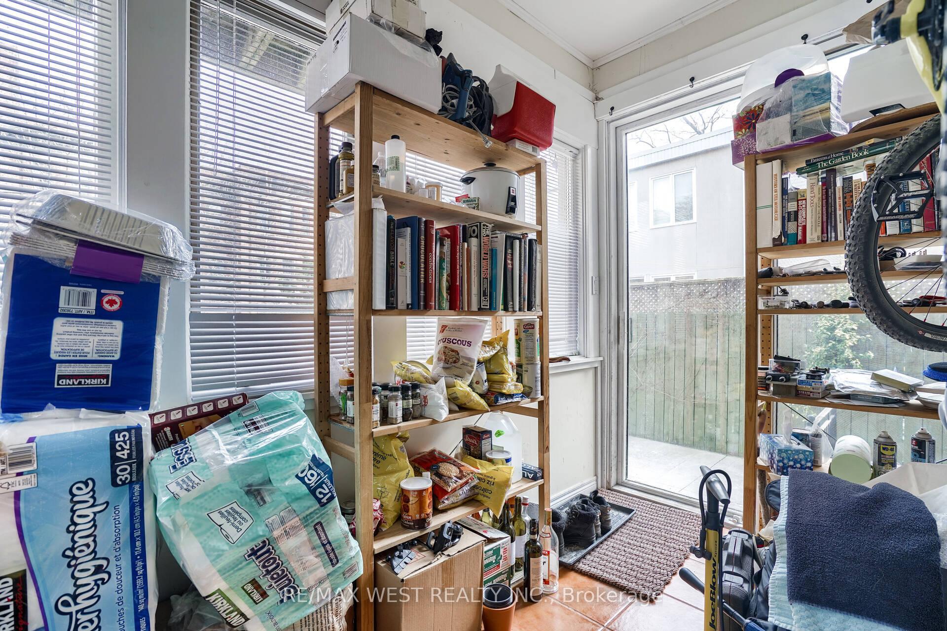 Photo 25 of Unit Main, 4 Oriole Gardens, Toronto, Yonge-St. Clair — HOMEH