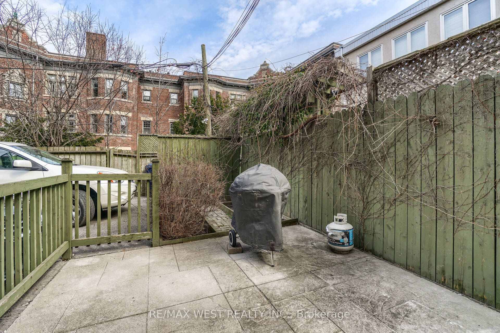 Photo 27 of Unit Main, 4 Oriole Gardens, Toronto, Yonge-St. Clair — HOMEH