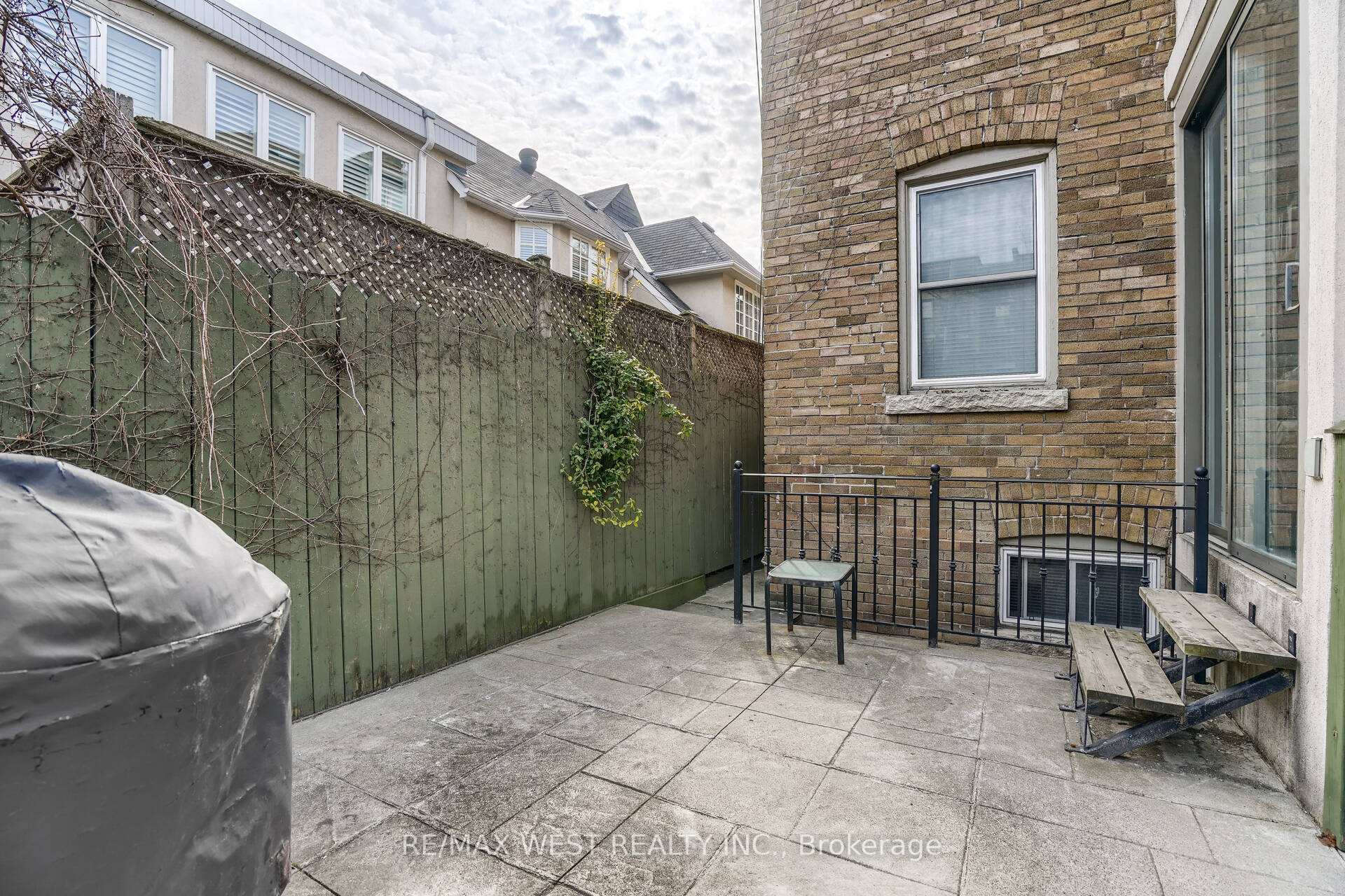 Photo 28 of Unit Main, 4 Oriole Gardens, Toronto, Yonge-St. Clair — HOMEH