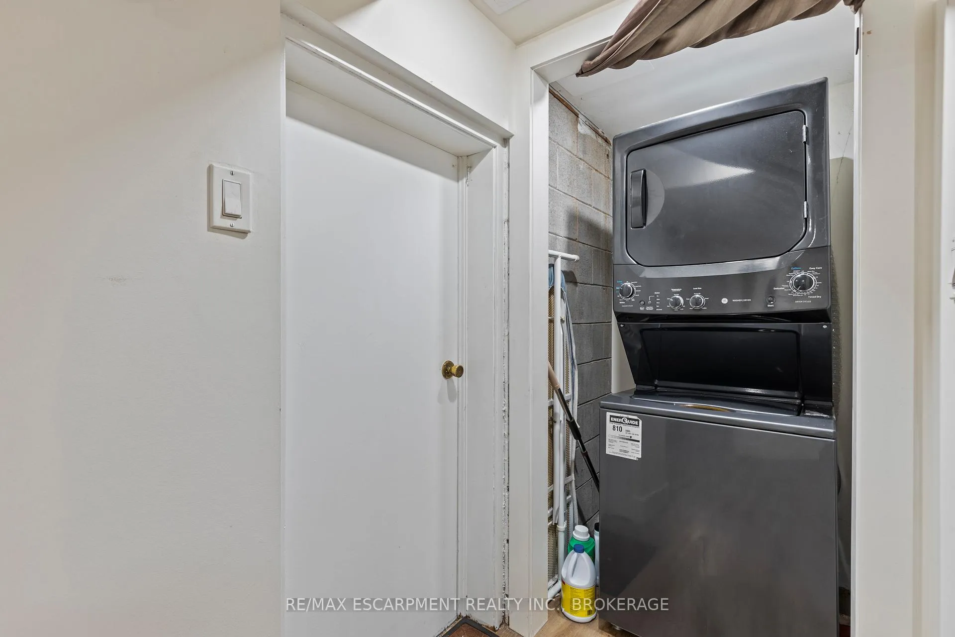 Photo 23 of 4252 William Street, Lincoln, Beamsville — HOMEH