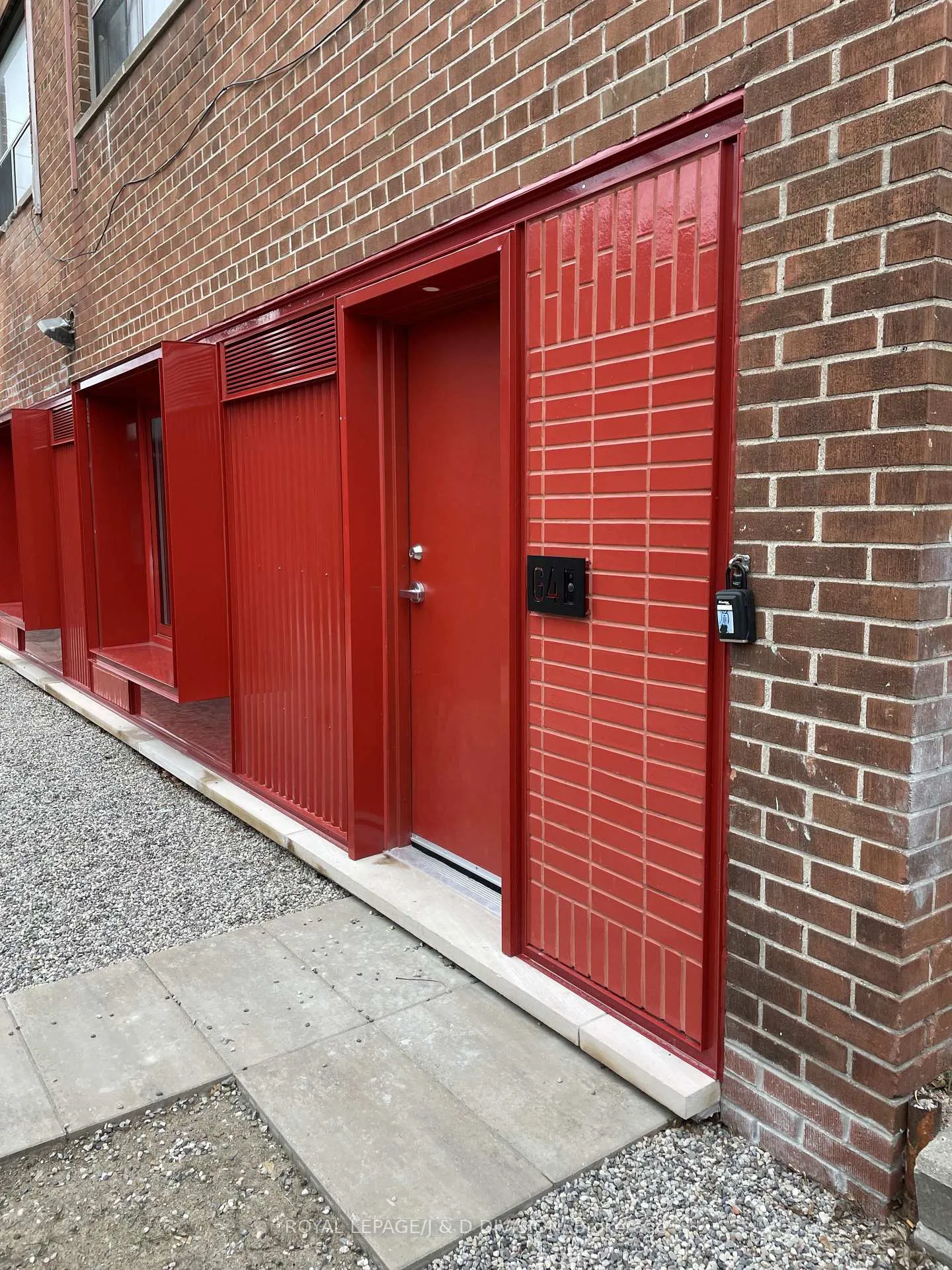 Front of Unit G2, 325 Sammon Avenue
