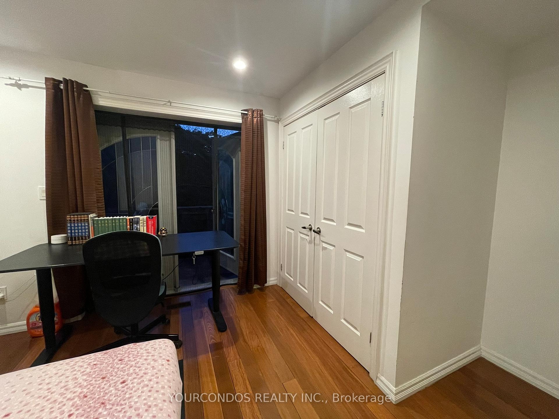 Photo 19 of Unit Upper B, 193 Brunswick Avenue, Toronto, University — HOMEH