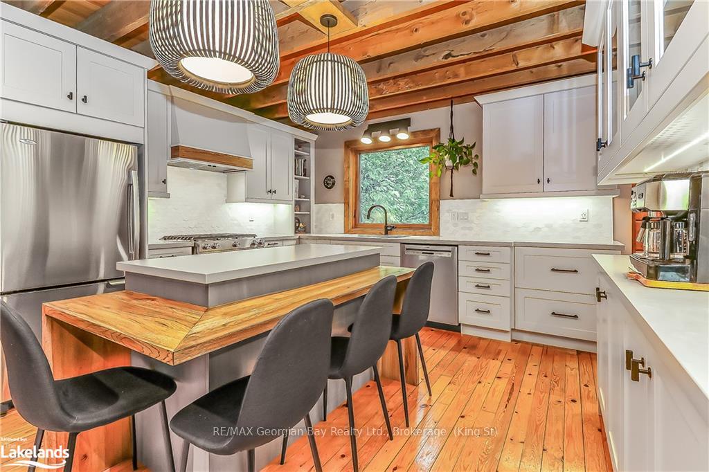 Photo 12 of 105 Hoyt Avenue, Tay, Victoria Harbour — HOMEH