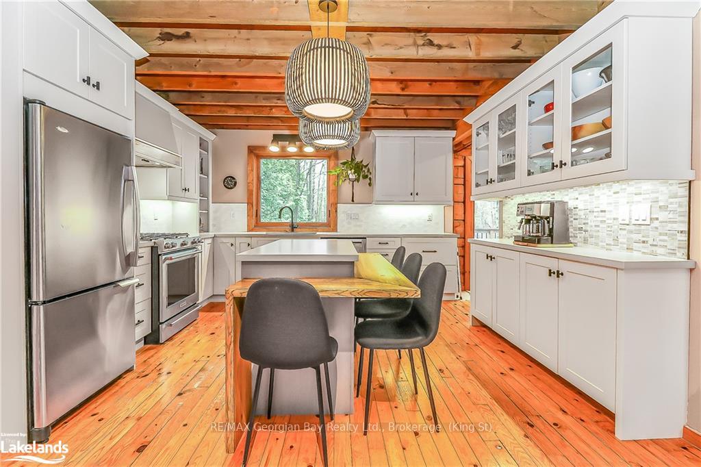 Photo 13 of 105 Hoyt Avenue, Tay, Victoria Harbour — HOMEH