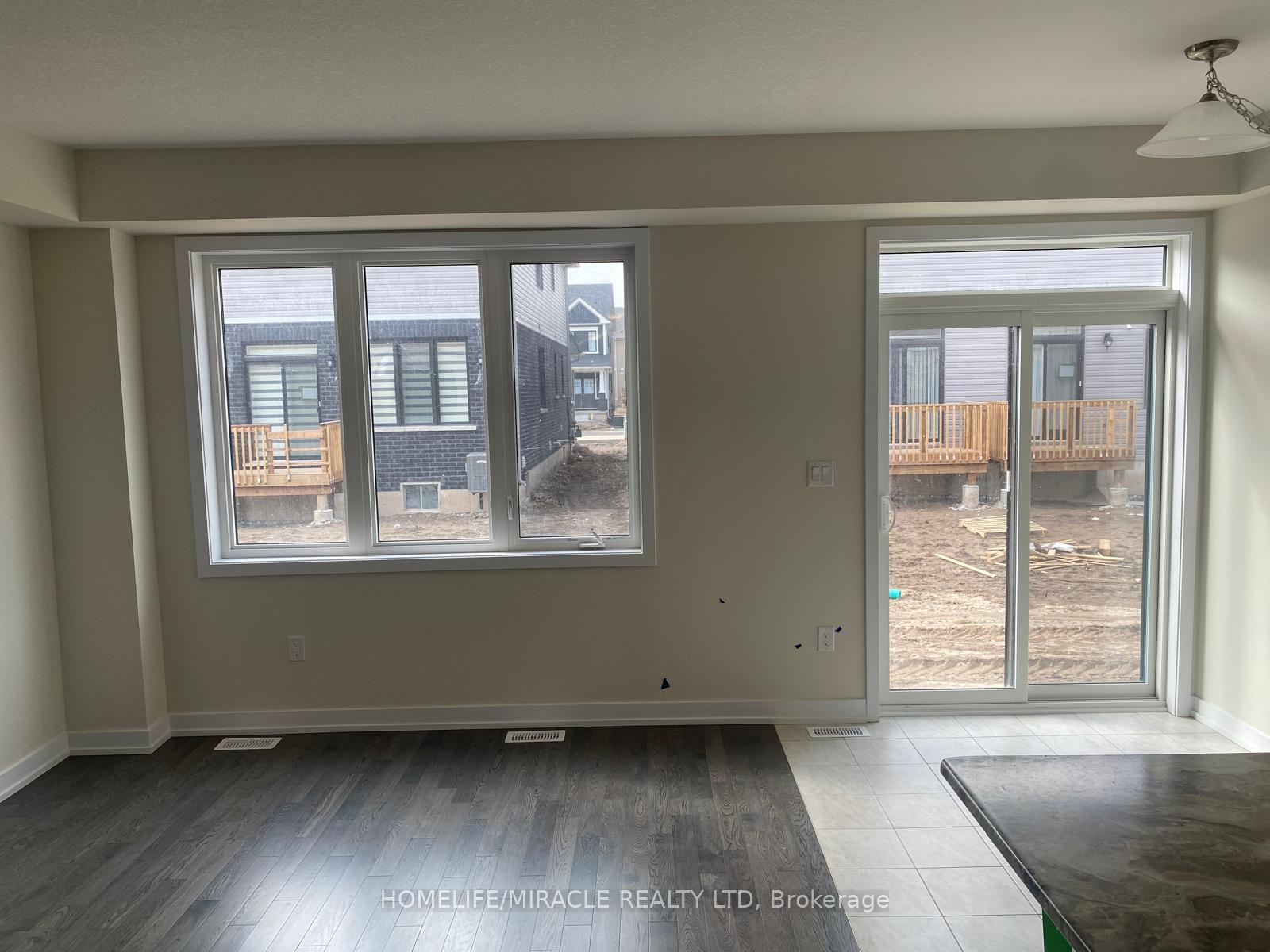 Photo 9 of 21 Lavender Road, Thorold, Hurricane/Merrittville — HOMEH