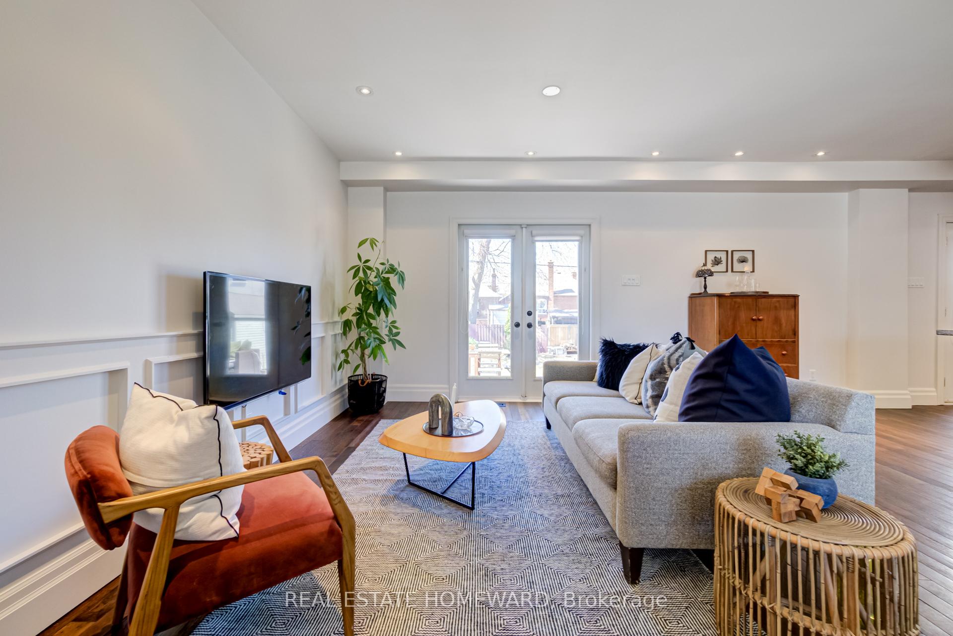 Photo 5 of 46 Fairside Avenue, Toronto, Danforth Village-East York — HOMEH