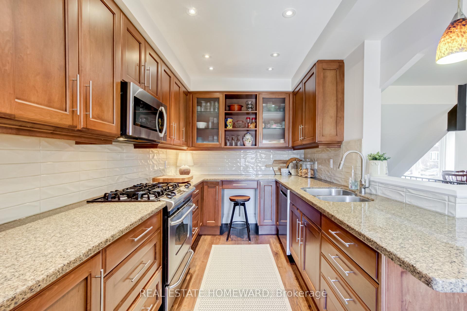 Photo 8 of 46 Fairside Avenue, Toronto, Danforth Village-East York — HOMEH