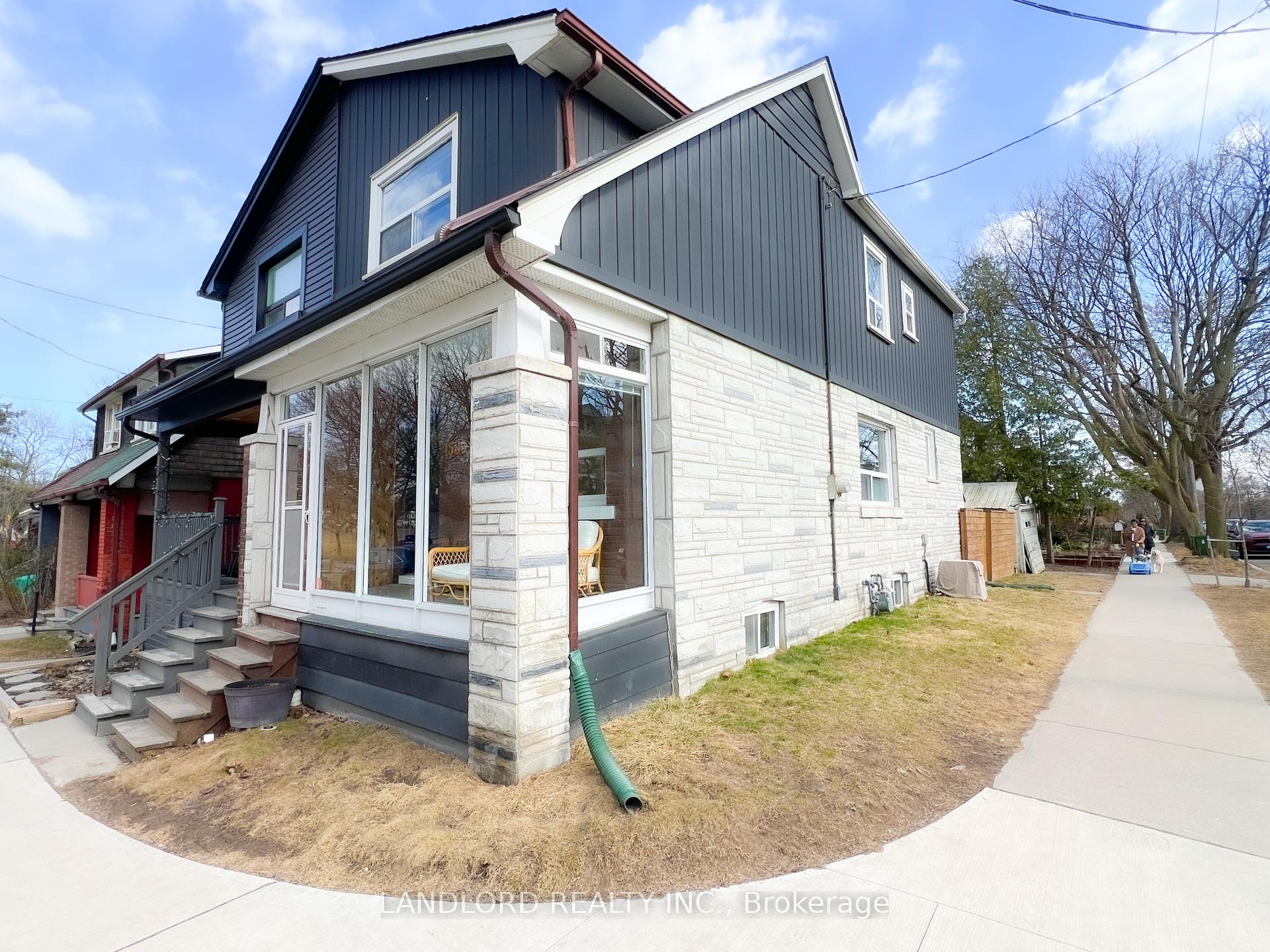 Photo 21 of 1589 Dundas Street E, Toronto, South Riverdale — HOMEH